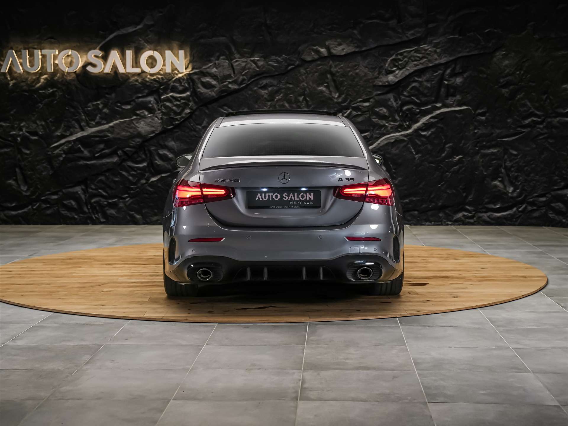 MERCEDES-BENZ A35 AMG 4Matic+ 8G-DCT *Panorama*Burmester*Abstandsregler*-image-3