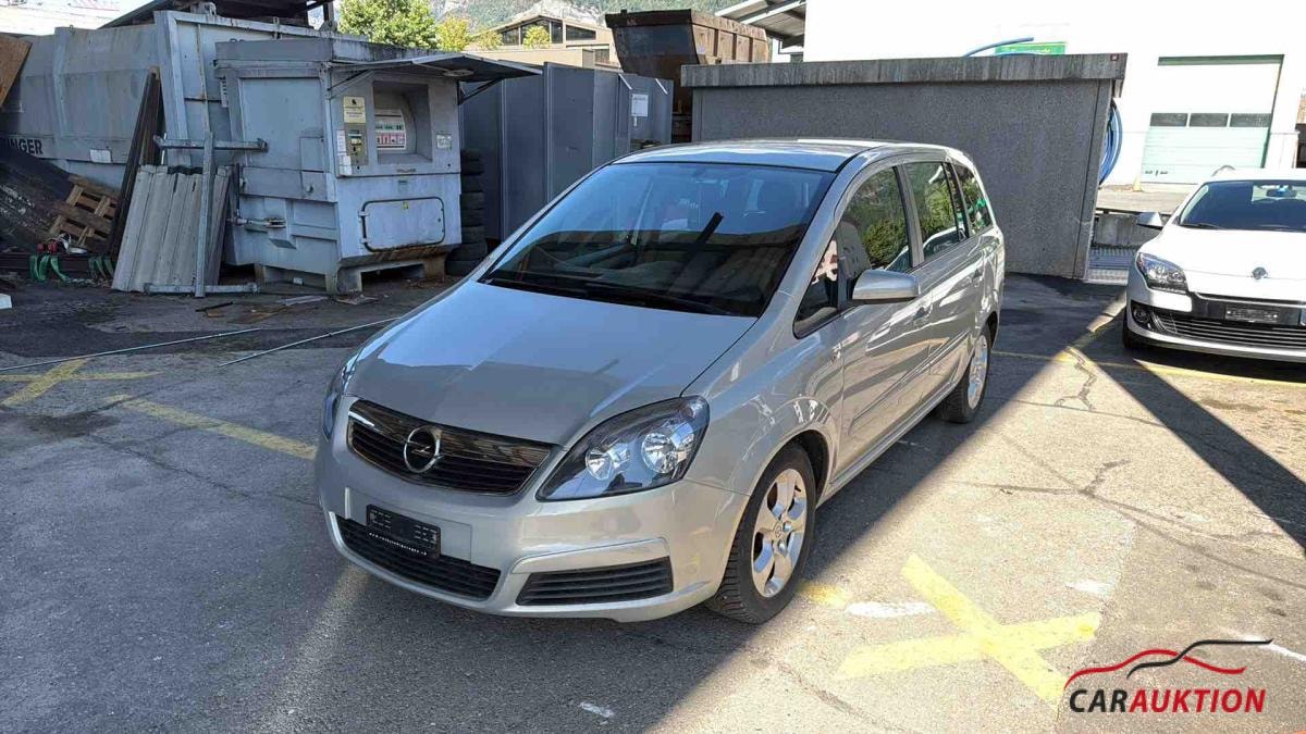 OPEL Zafira 2.2i 16V Essentia-image-0