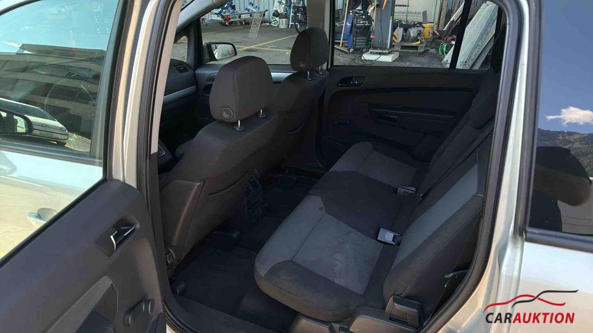 OPEL Zafira 2.2i 16V Essentia-image-5