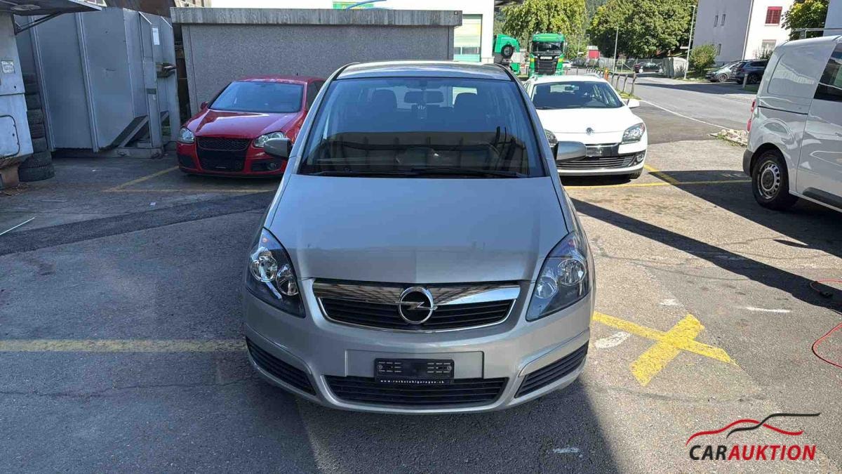 OPEL Zafira 2.2i 16V Essentia-image-1