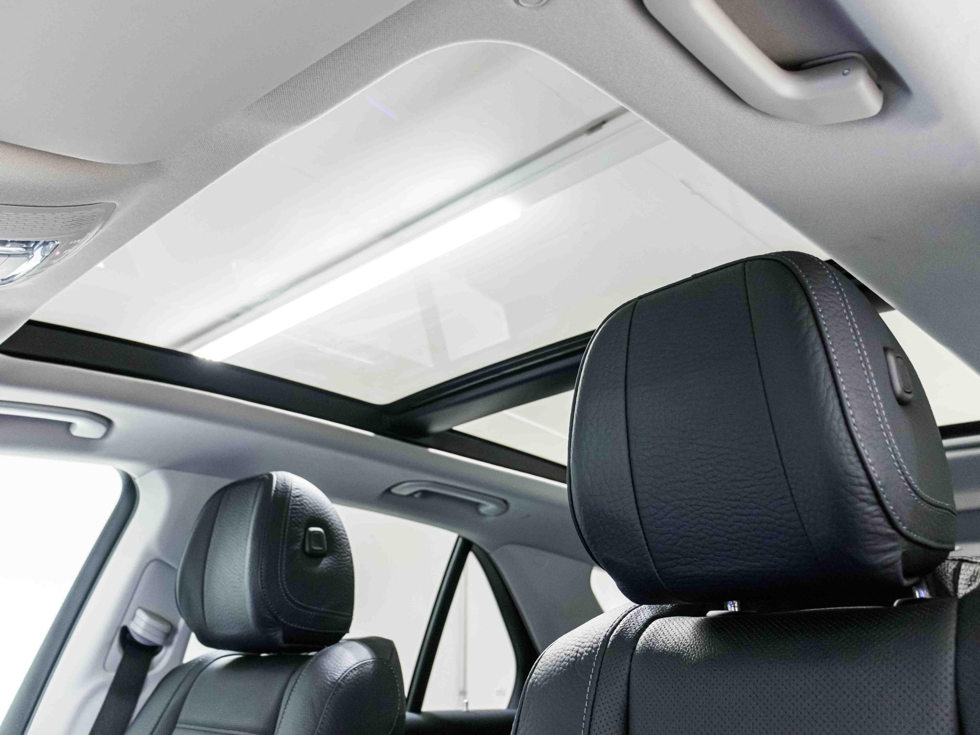 MERCEDES-BENZ GLE 350 de 4MATIC-image-8
