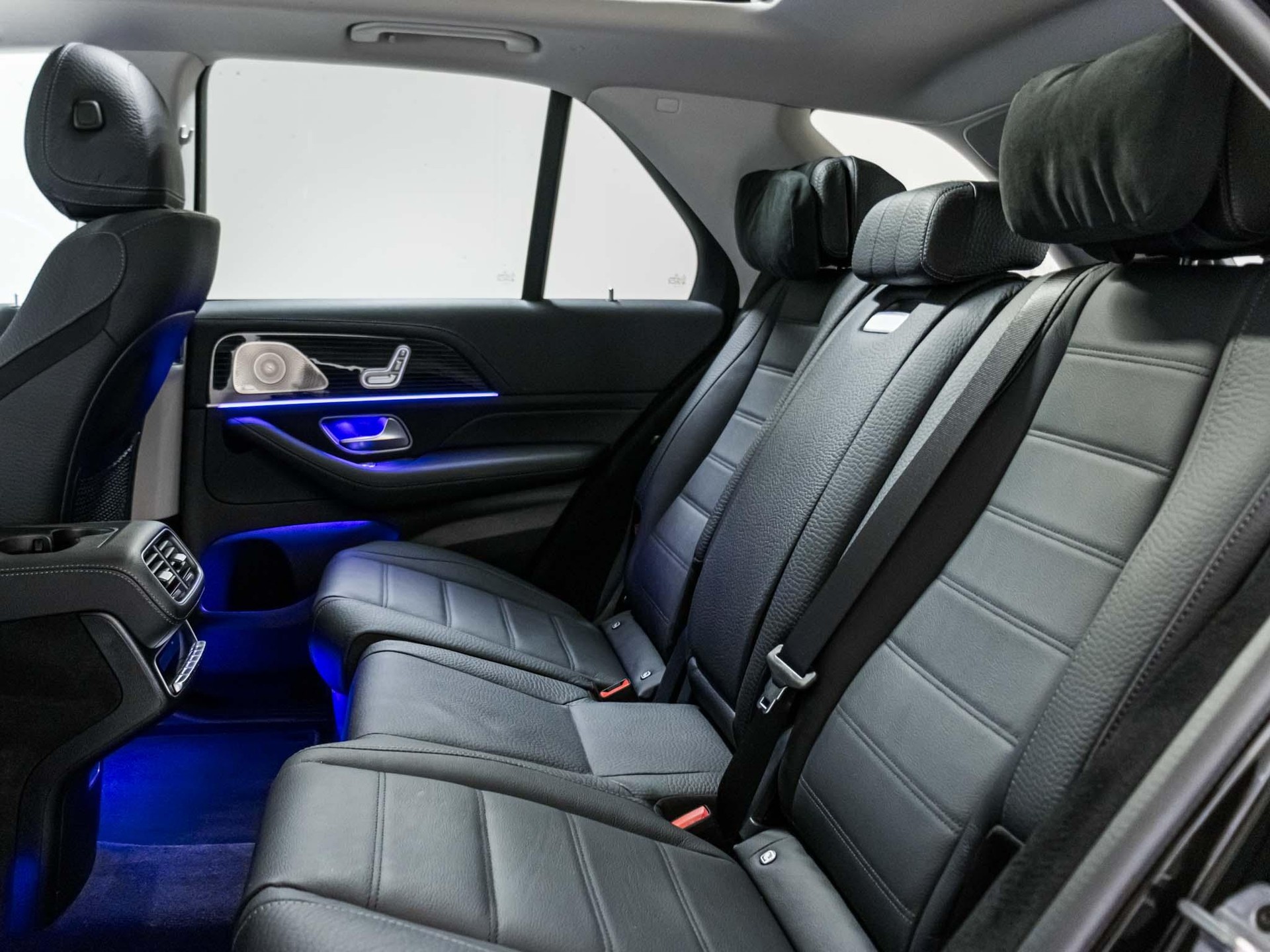 MERCEDES-BENZ GLE 350 de 4MATIC-image-7