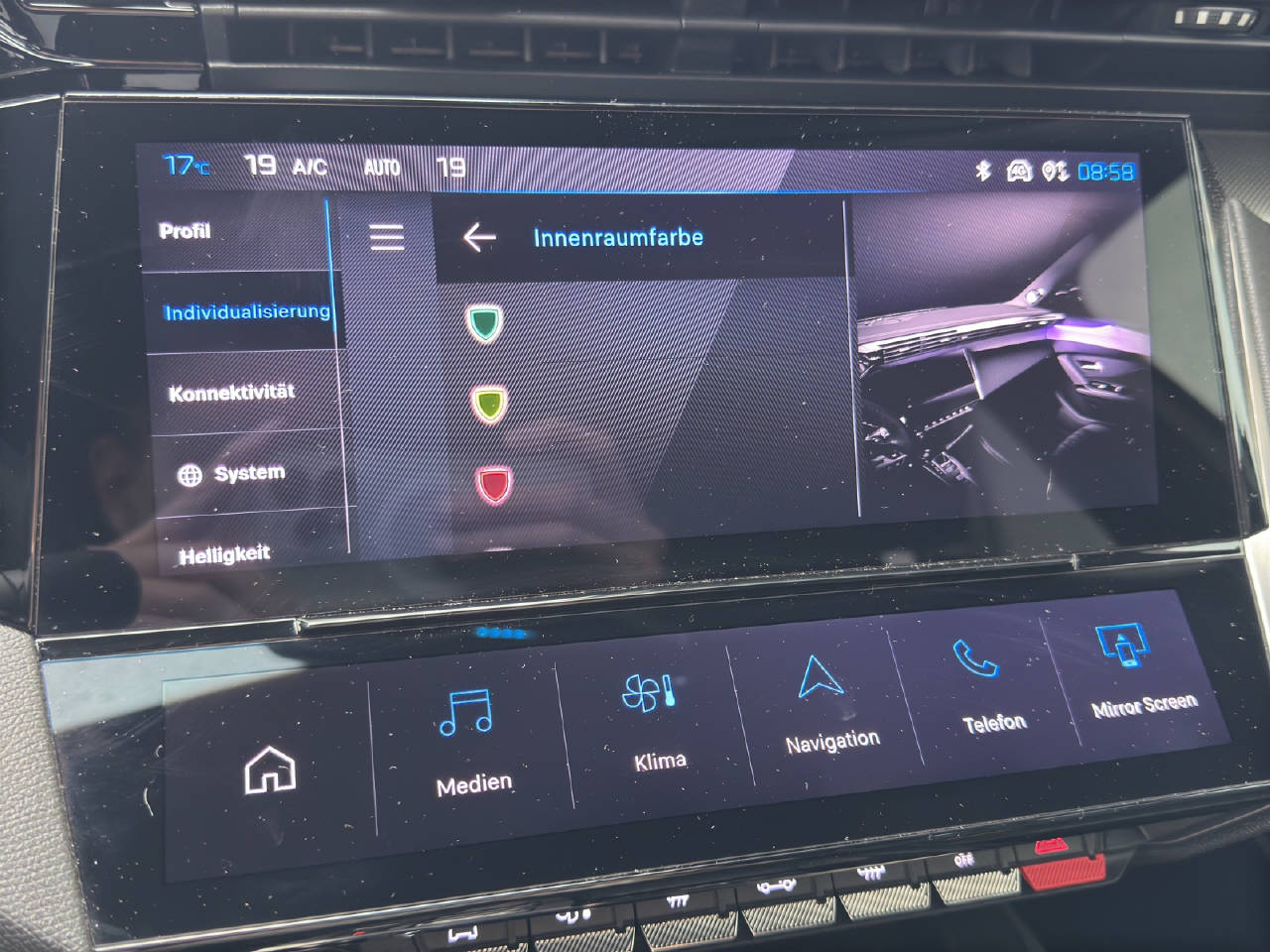 PEUGEOT 308 SW 1.6 PHEV 225 GT Pack-image-18