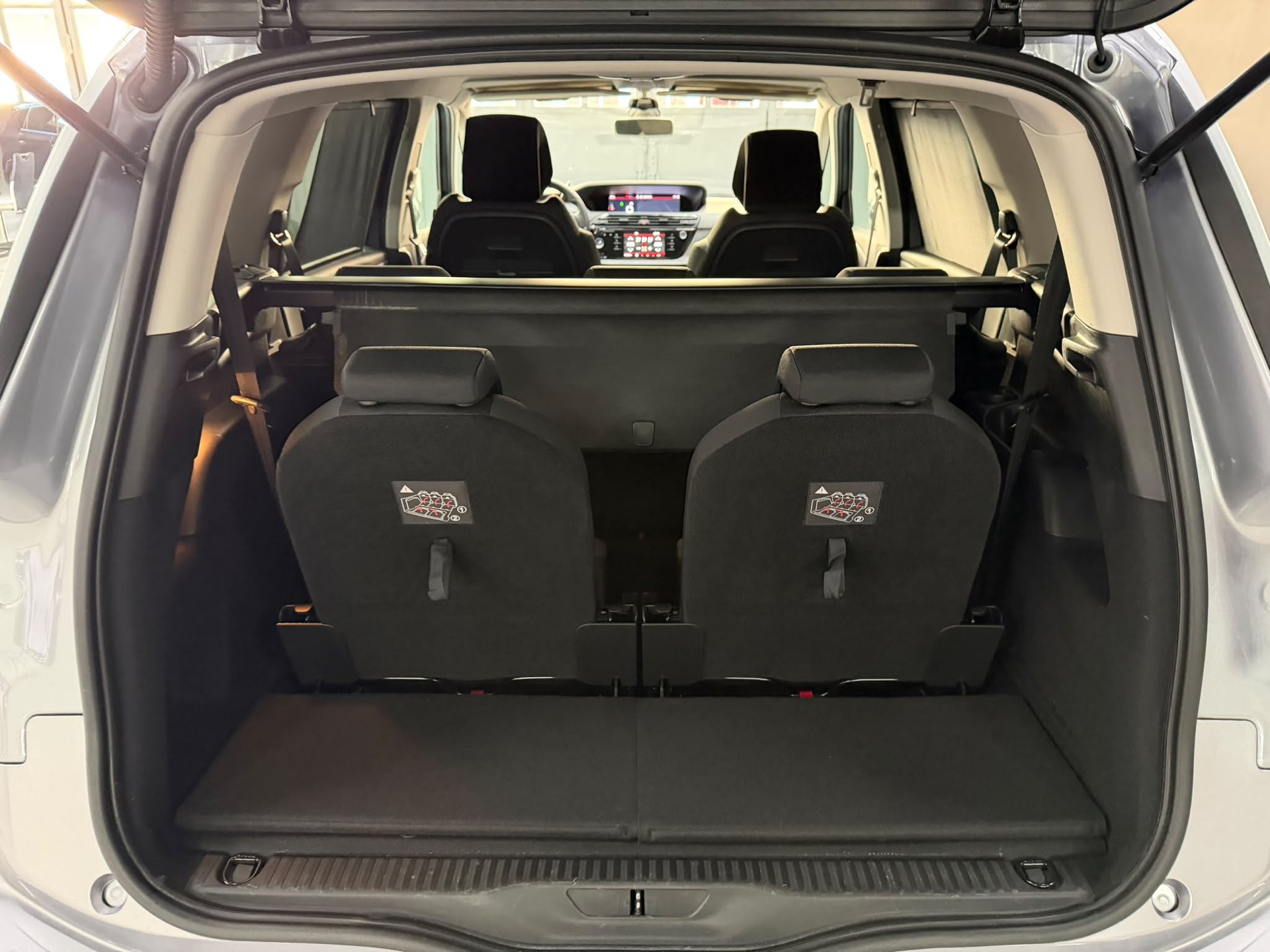 CITROEN Grand C4 Picasso 1.6i 16V THP Feel Edition EAT6-image-14