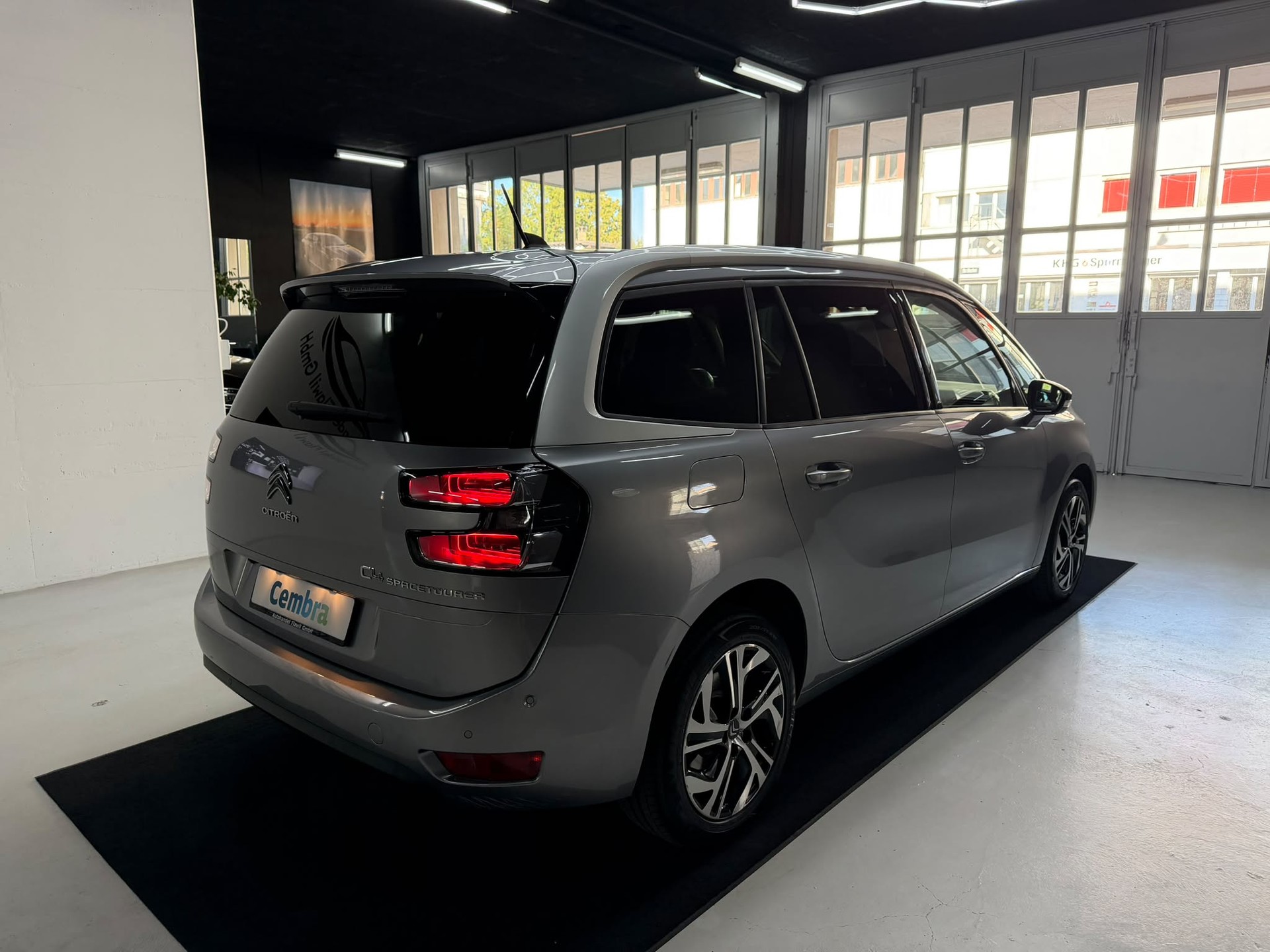CITROEN Grand C4 Picasso 1.6i 16V THP Feel Edition EAT6-image-16