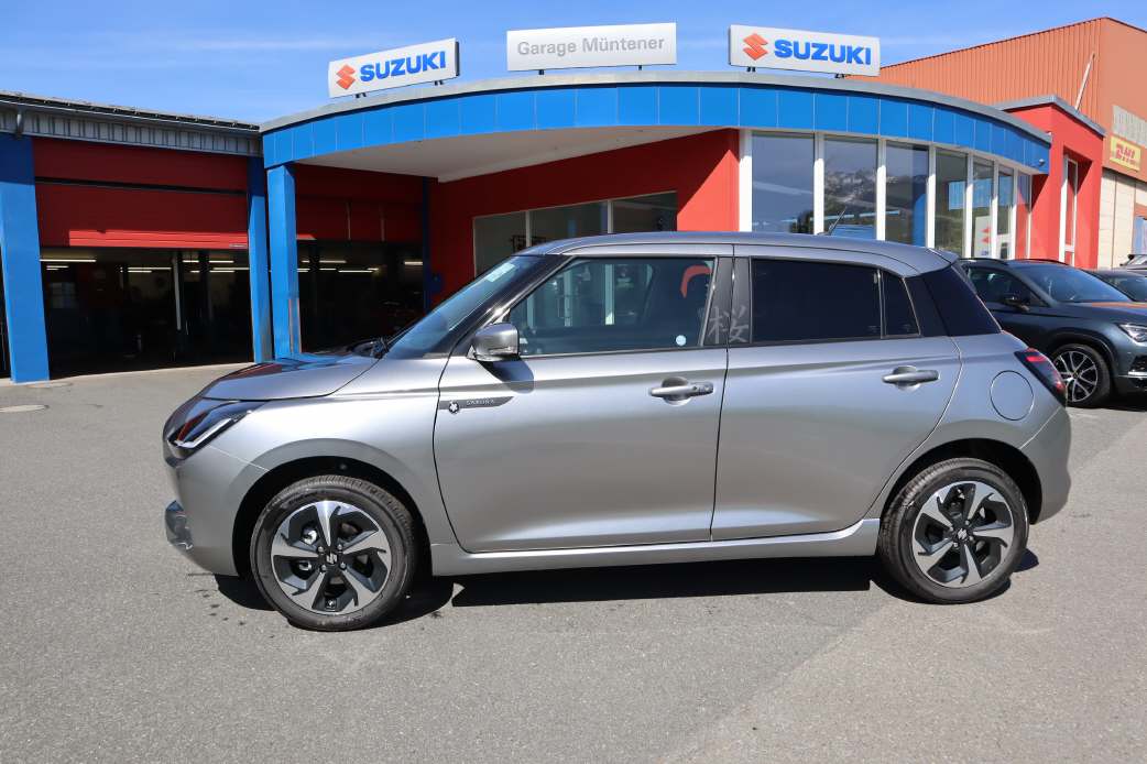 SUZUKI Swift 1.2 Sakura Top Hybrid 4x4-image-7