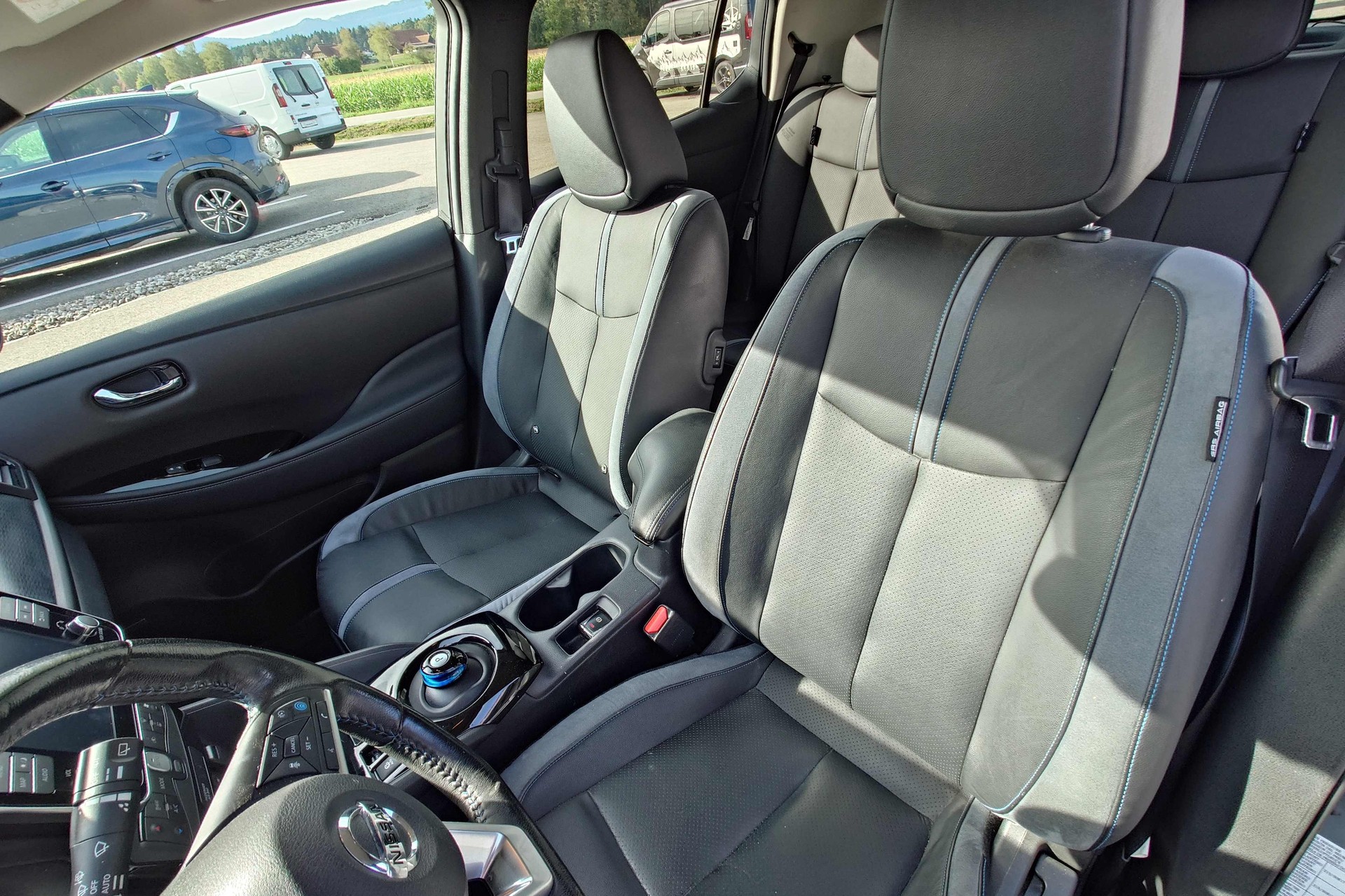 NISSAN Leaf Tekna-image-9
