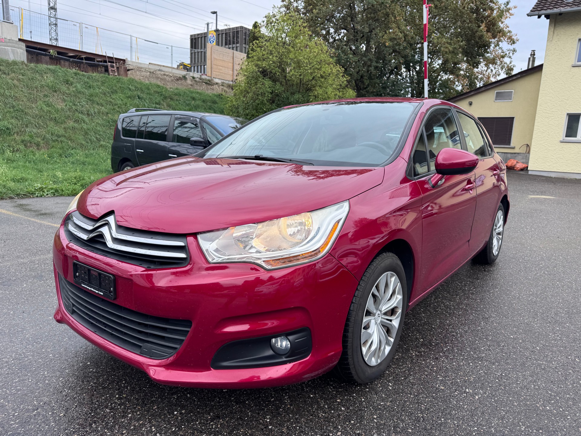 CITROEN C4 Berline 1.4 VTi Attraction-image-1