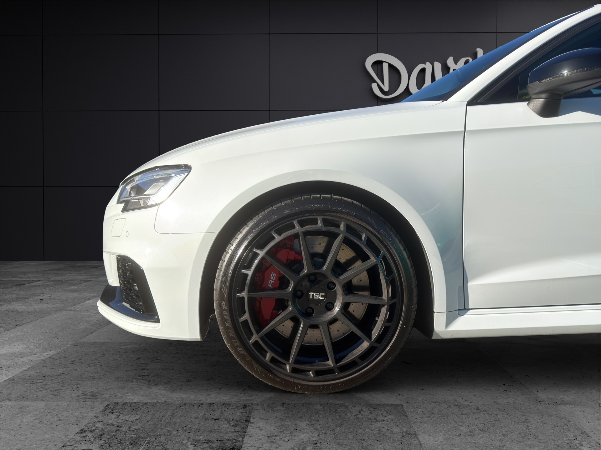 AUDI RS3 Sportback 2.5 TSI quattro S-tronic-image-11