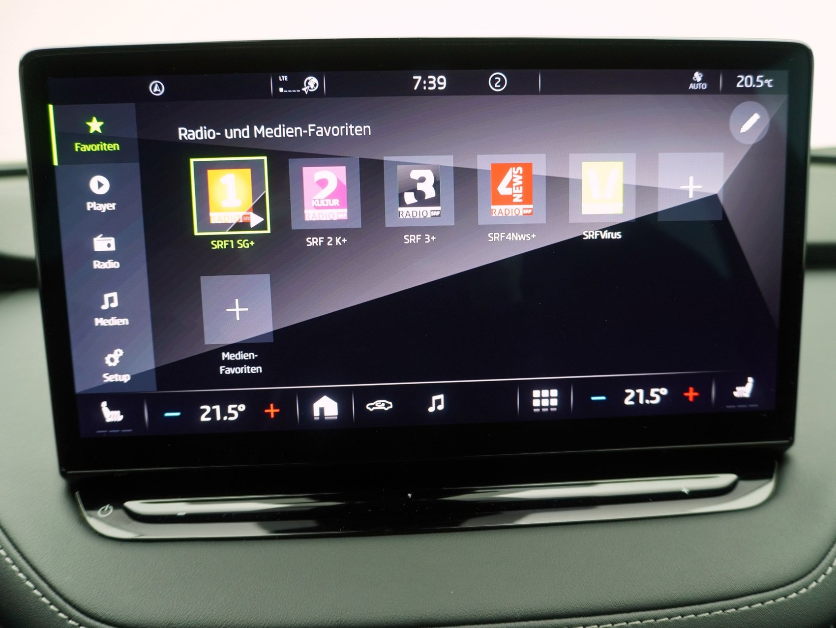 SKODA Enyaq iV 80 Sport Line-image-17