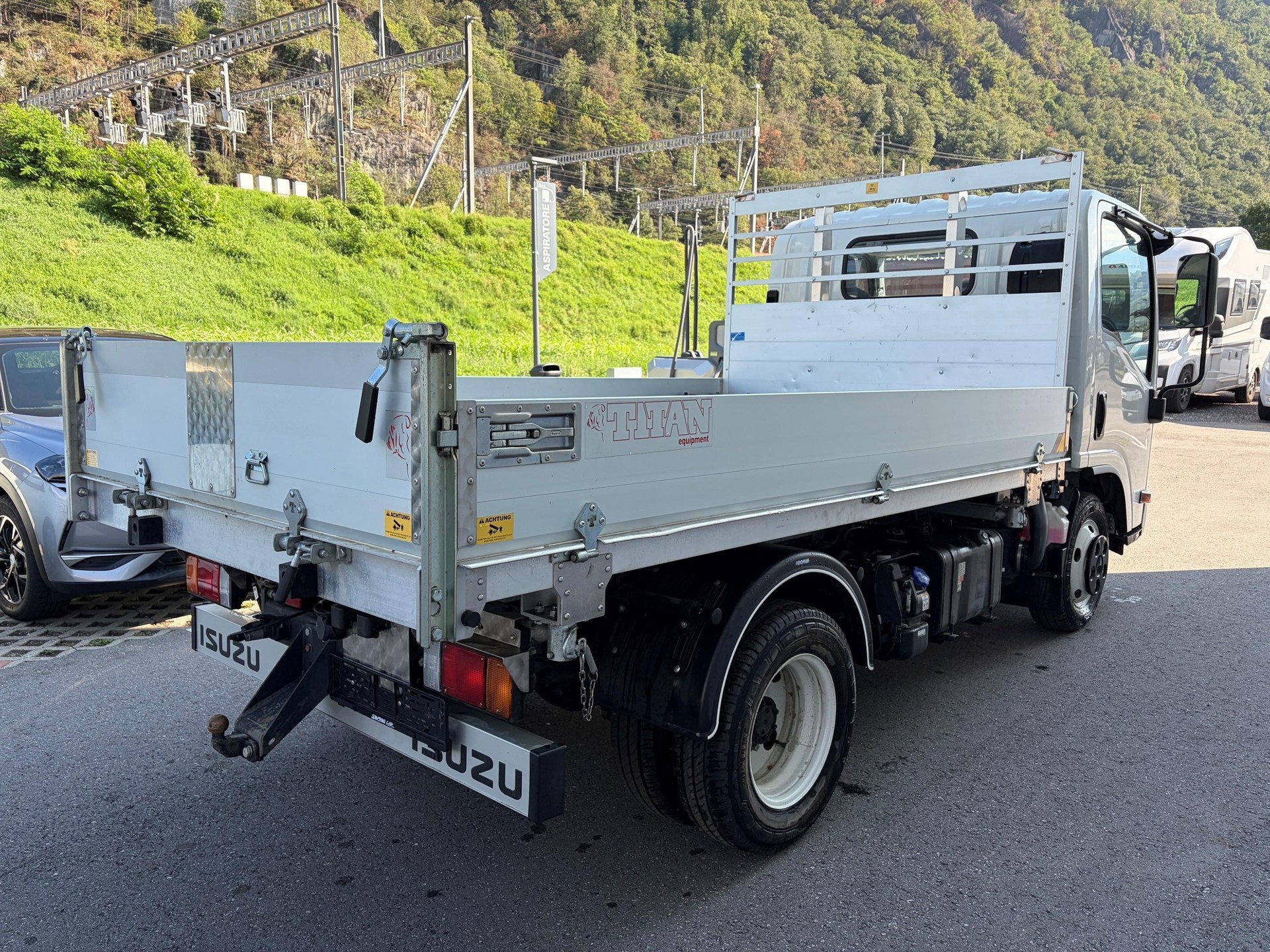 ISUZU M27 Kab.-Ch. F DR 3.0 Ddi-image-6