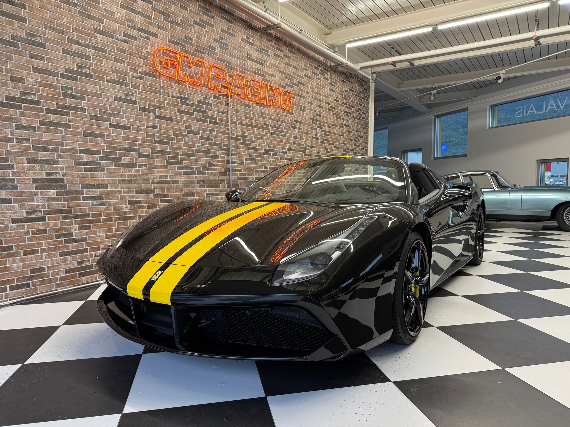 FERRARI 488 Spider 3.9 V8-image-0