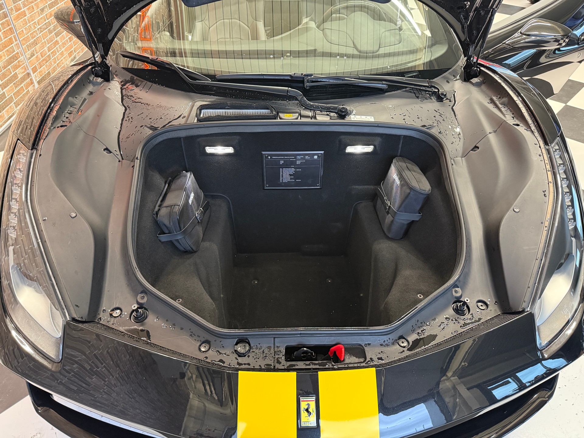 FERRARI 488 Spider 3.9 V8-image-10