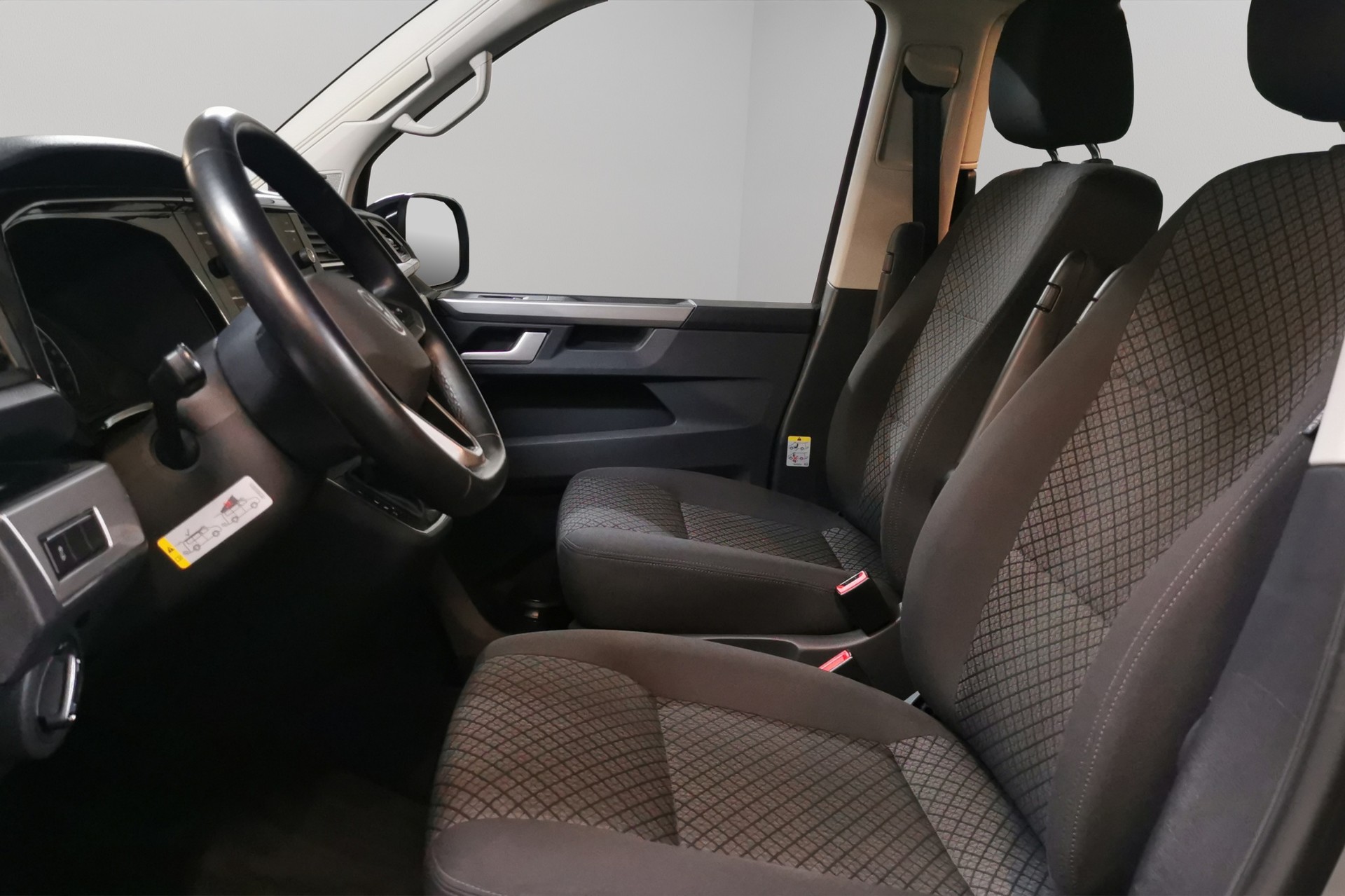 VW T6.1 California 2.0 TDI Beach Liberty 4Motion DSG-image-8