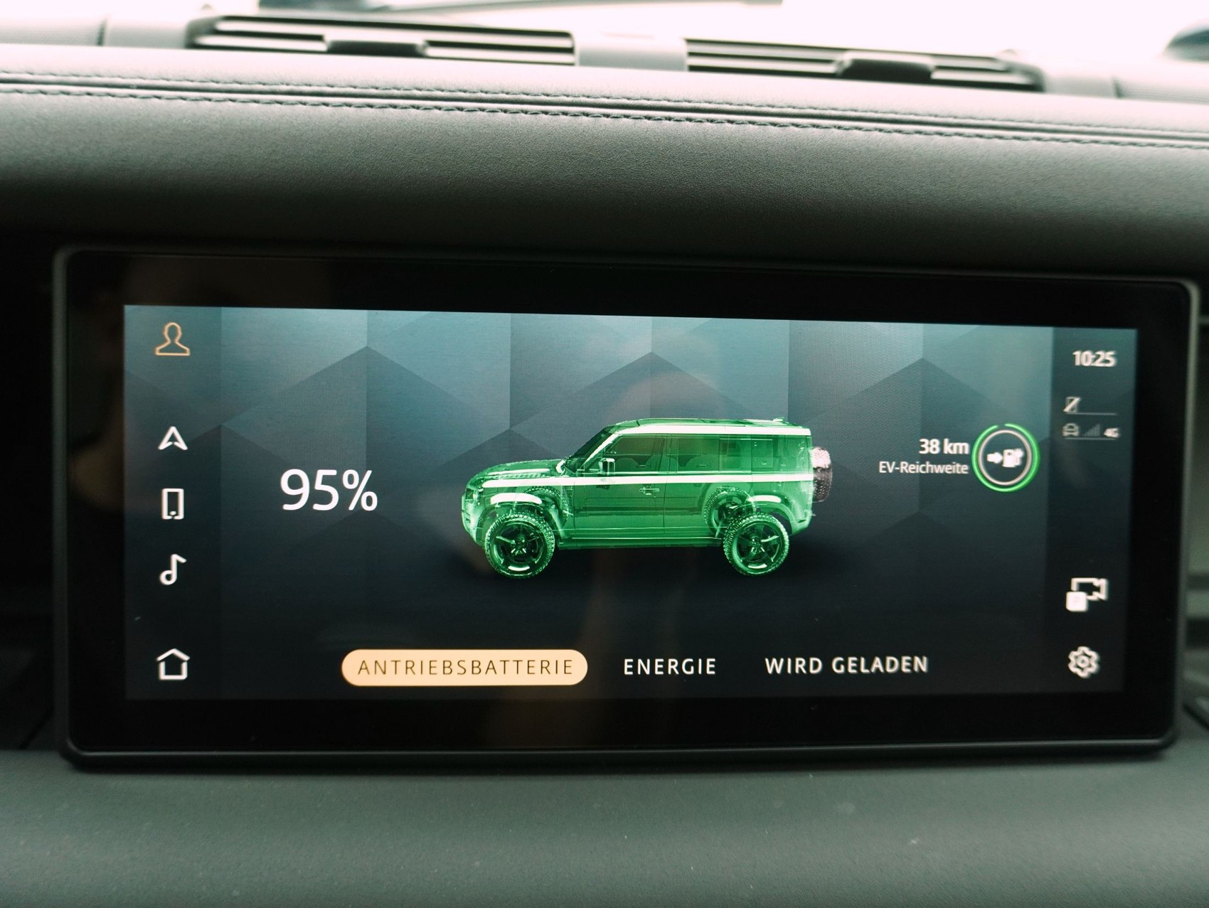 LAND ROVER Defender 2.0 P400e X-Dynamic SE-image-20