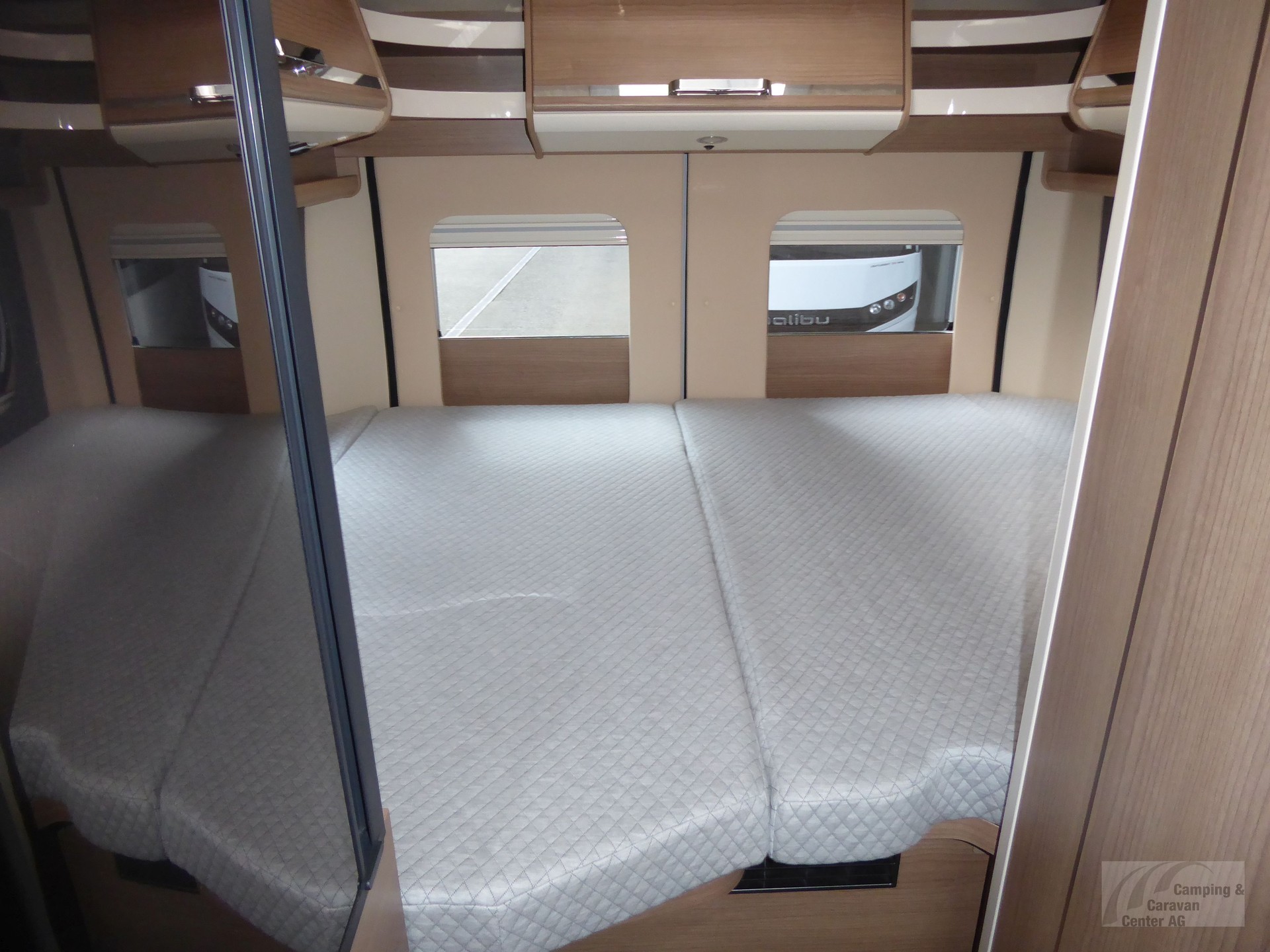 MALIBU Van comfort 600 DB Coupé-image-8