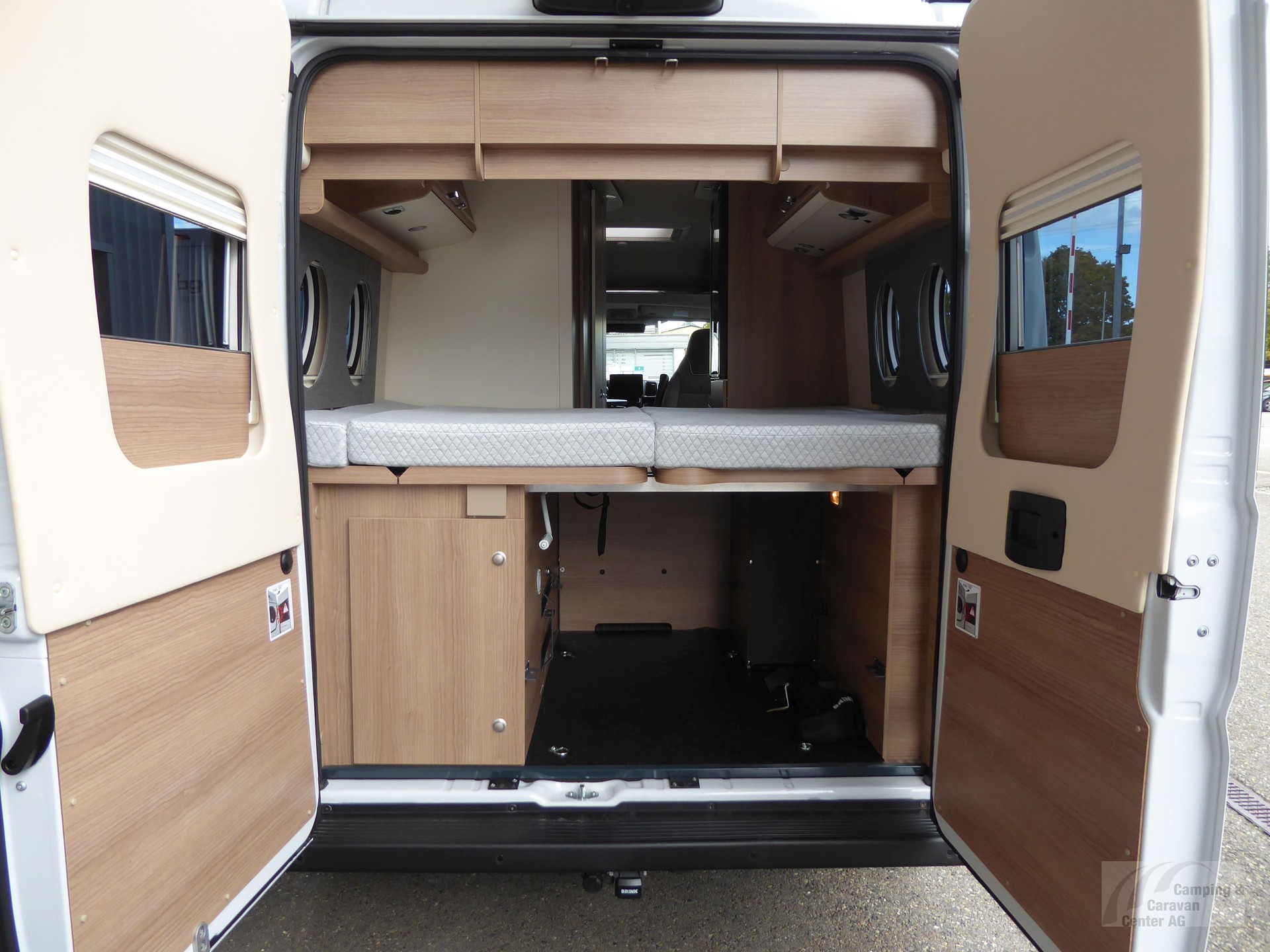 MALIBU Van comfort 600 DB Coupé-image-12