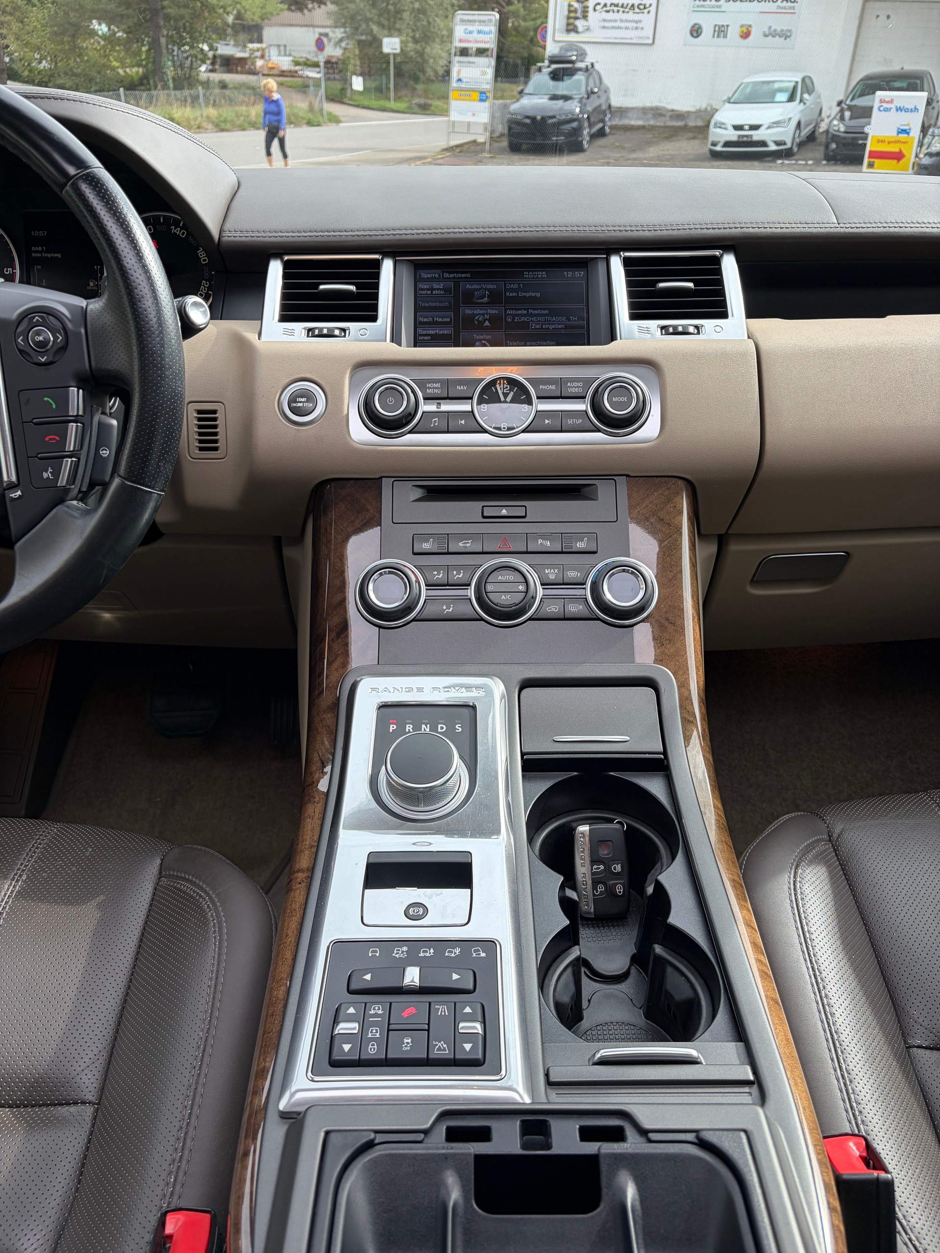 LAND ROVER Range Rover Sport 3.0 TDV6 HSE Automatic-image-5