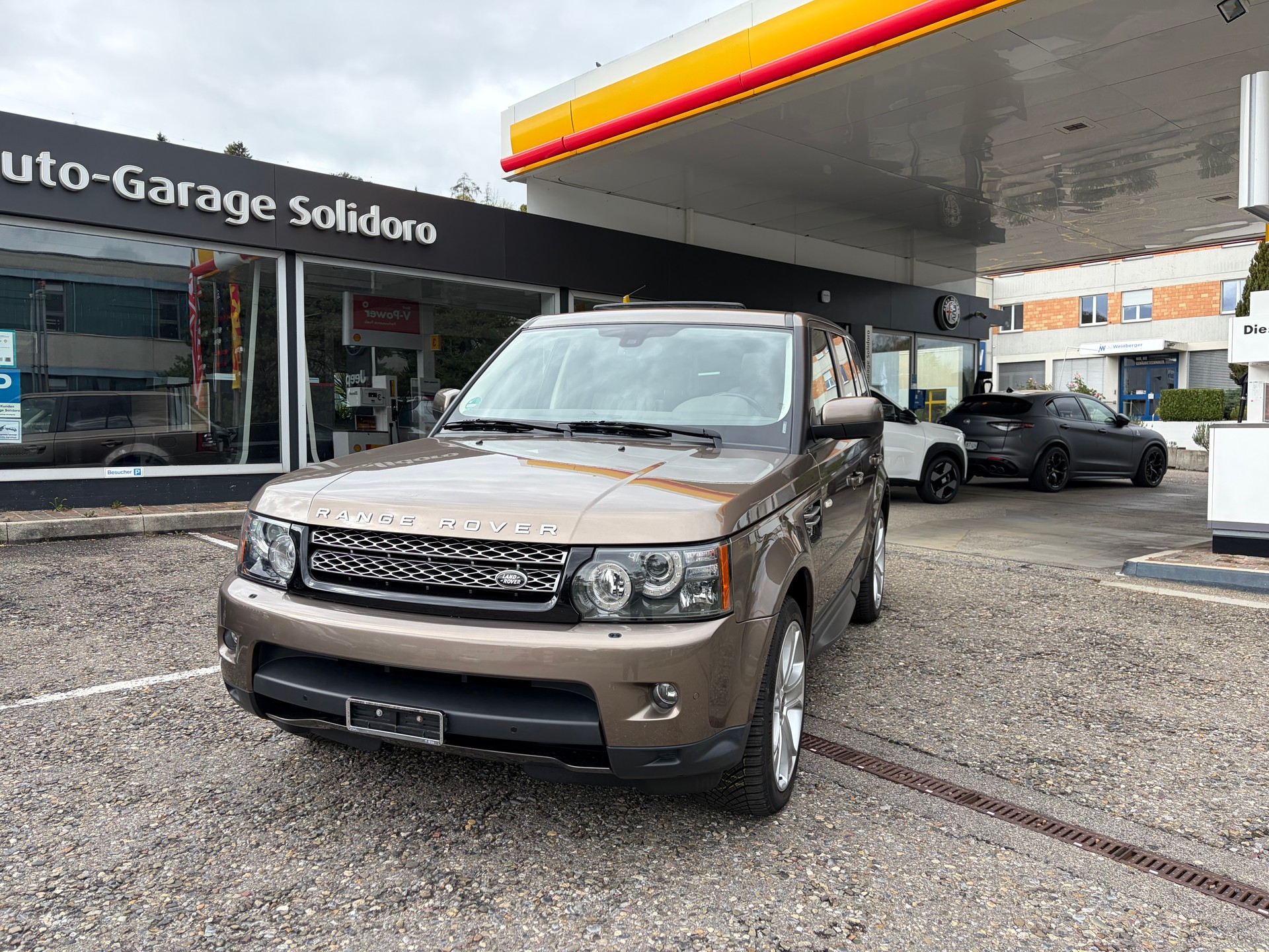 LAND ROVER Range Rover Sport 3.0 TDV6 HSE Automatic-image-1