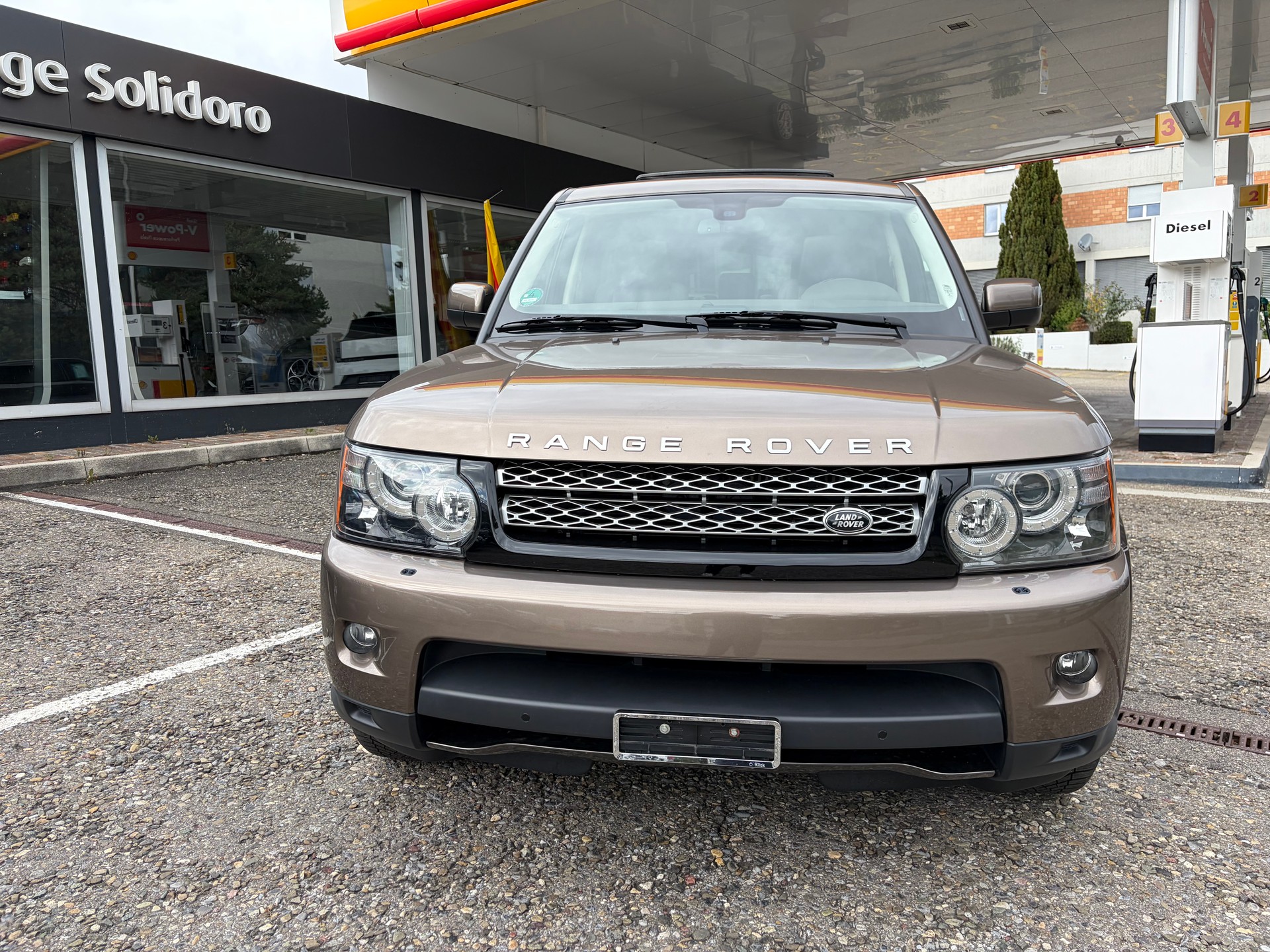 LAND ROVER Range Rover Sport 3.0 TDV6 HSE Automatic-image-8