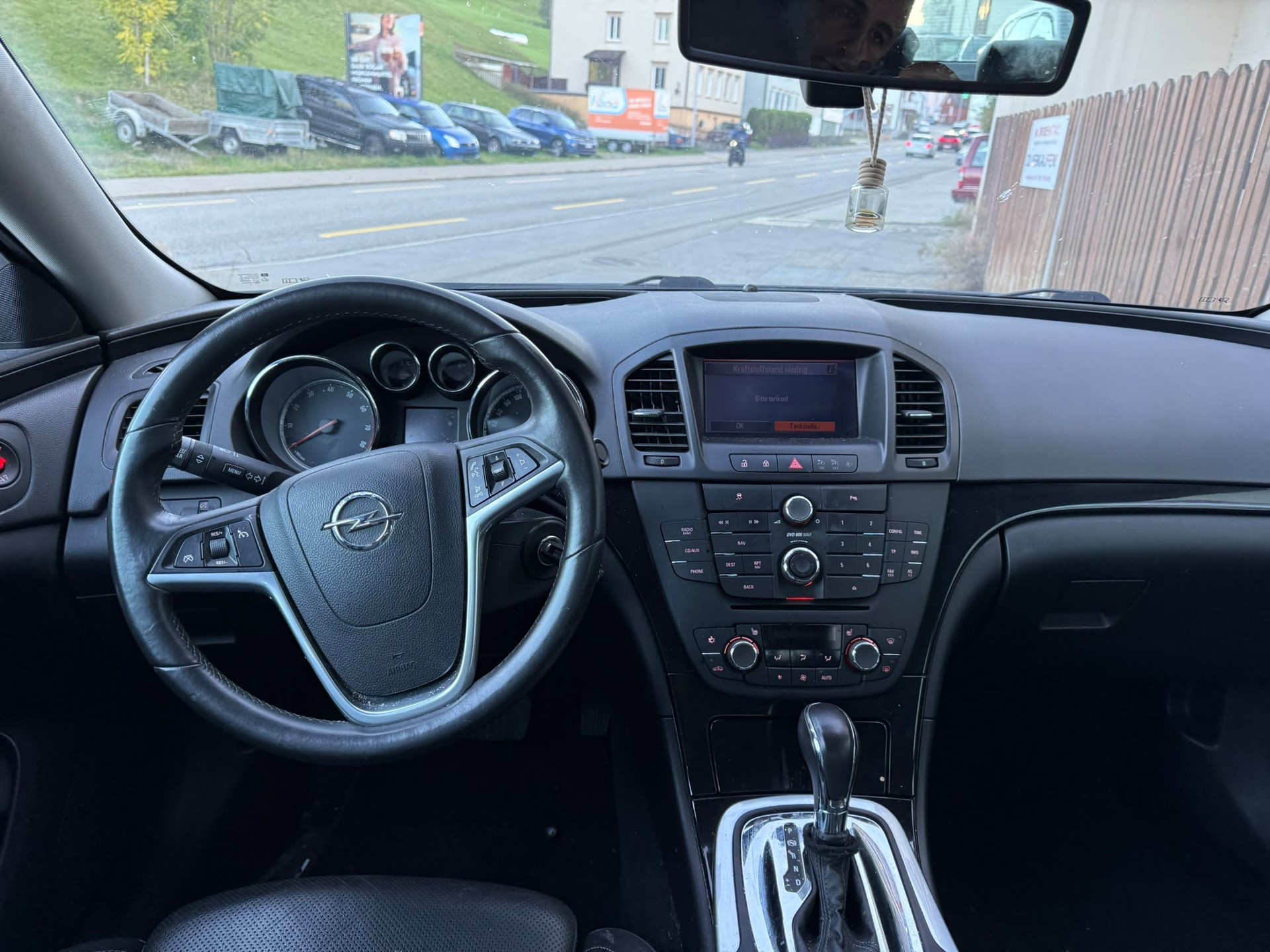 OPEL Insignia 2.0 Turbo Edition Automatic-image-10