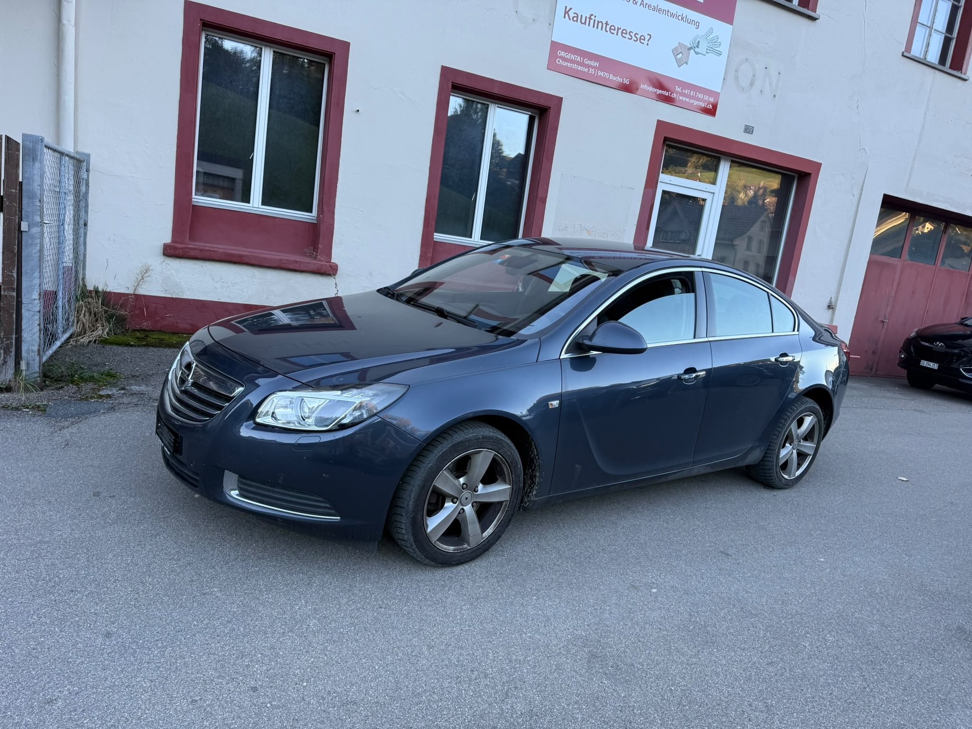 OPEL Insignia 2.0 Turbo Edition Automatic-image-4
