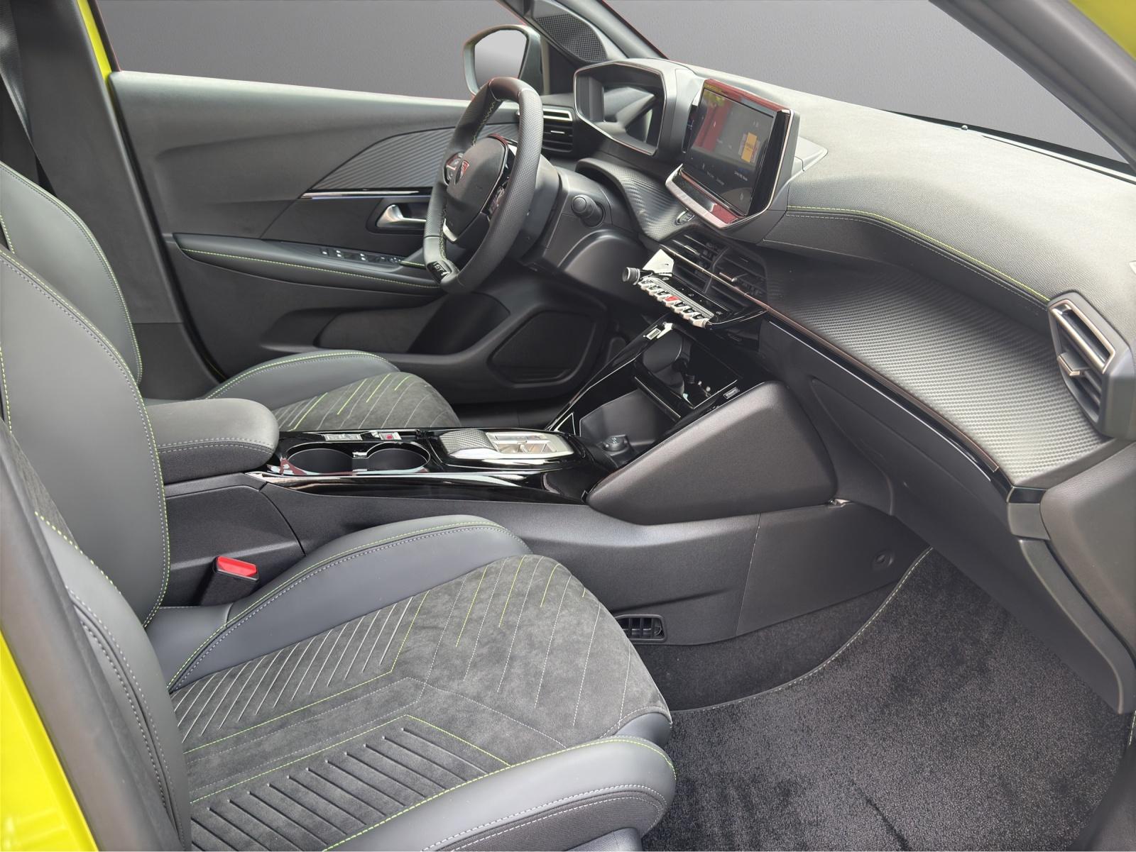 PEUGEOT 208 1.2 Hybrid 145 GT Exclusive-image-8