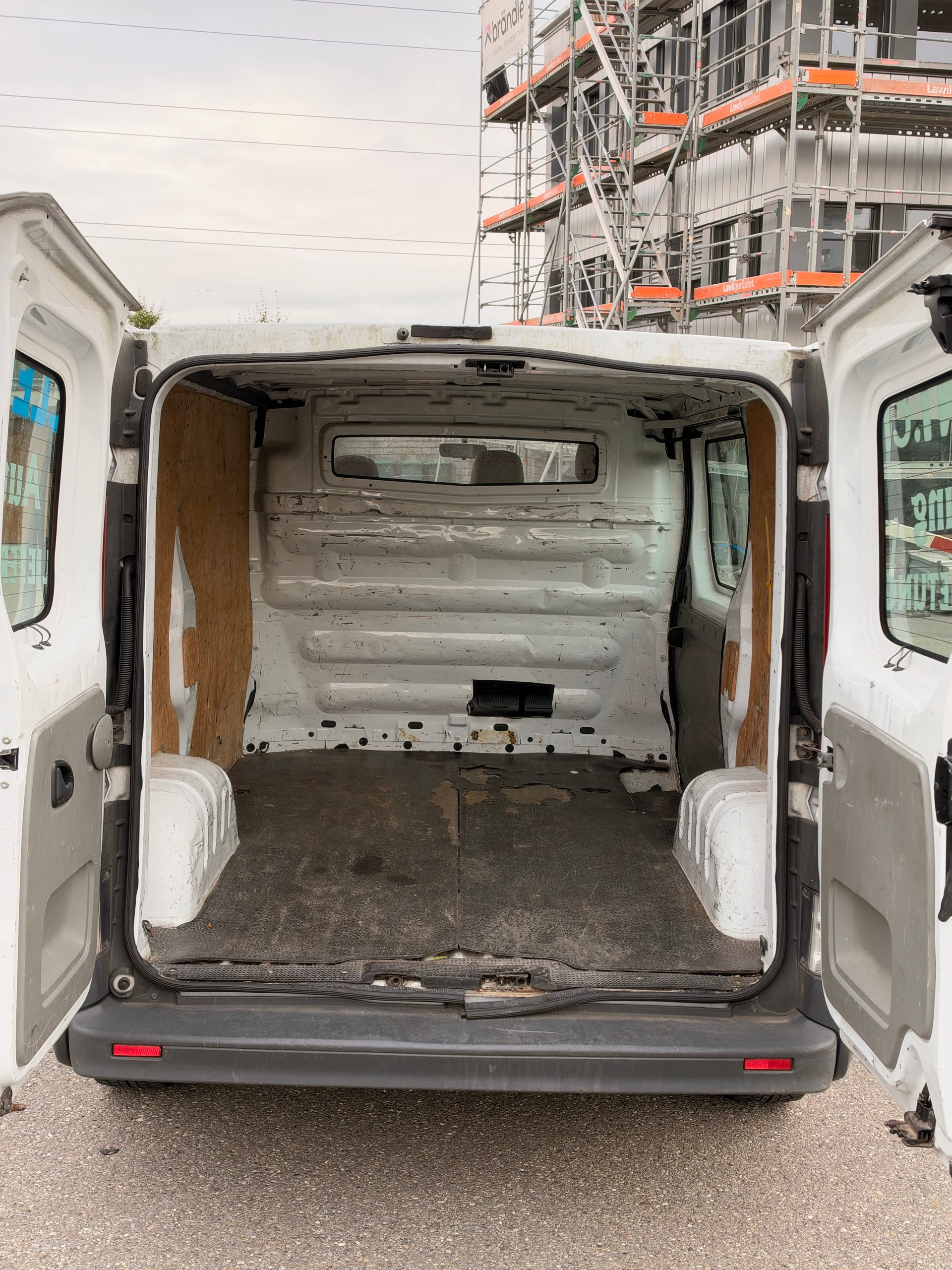 OPEL Vivaro 2.0 CDTI 2.7t L1H1-image-6
