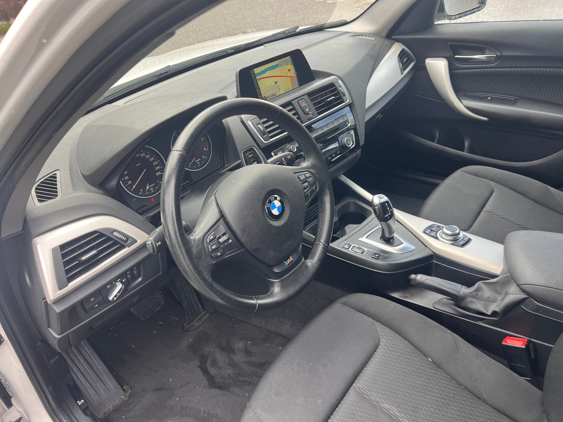 BMW 116d M Sport Steptronic-image-8