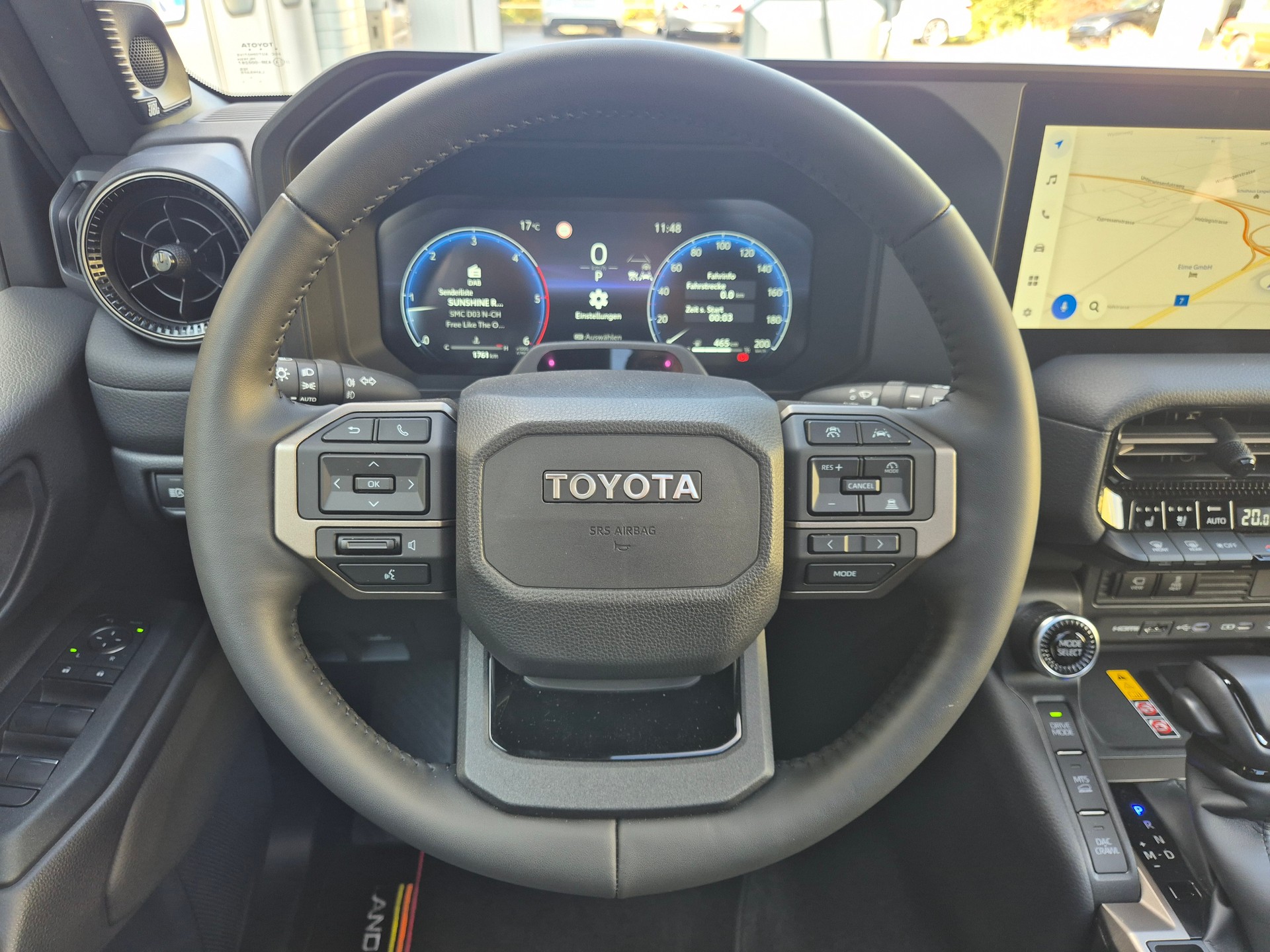 TOYOTA Land Cruiser 2.8TD Invincible-image-15