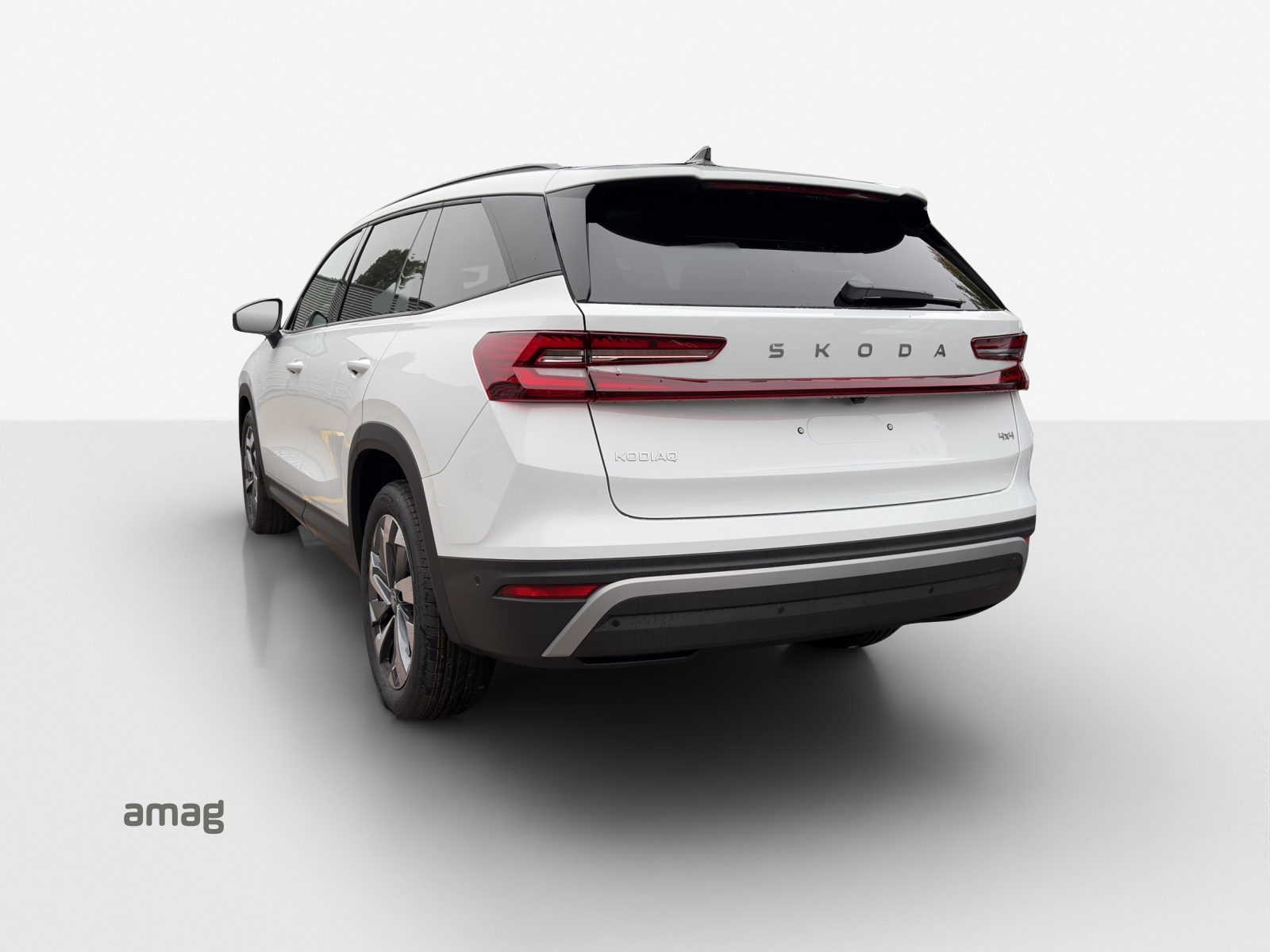 SKODA Kodiaq 2.0 TSI Selection 4x4-image-2