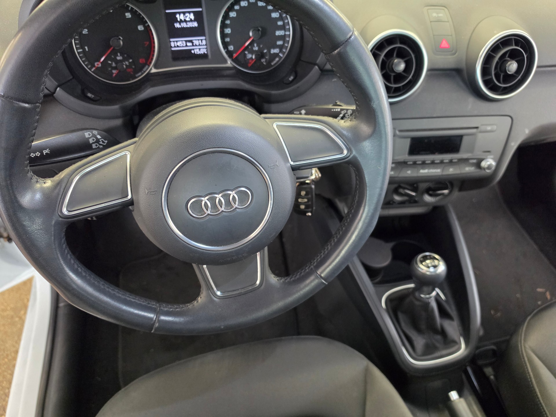 AUDI A1 Sportback 1.4 TFSI Attraction-image-7