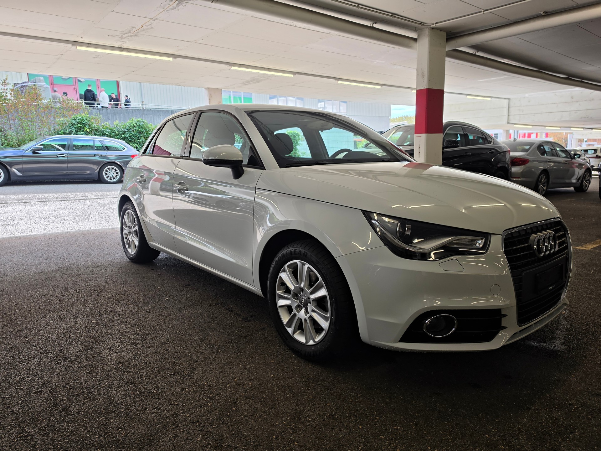 AUDI A1 Sportback 1.4 TFSI Attraction-image-5