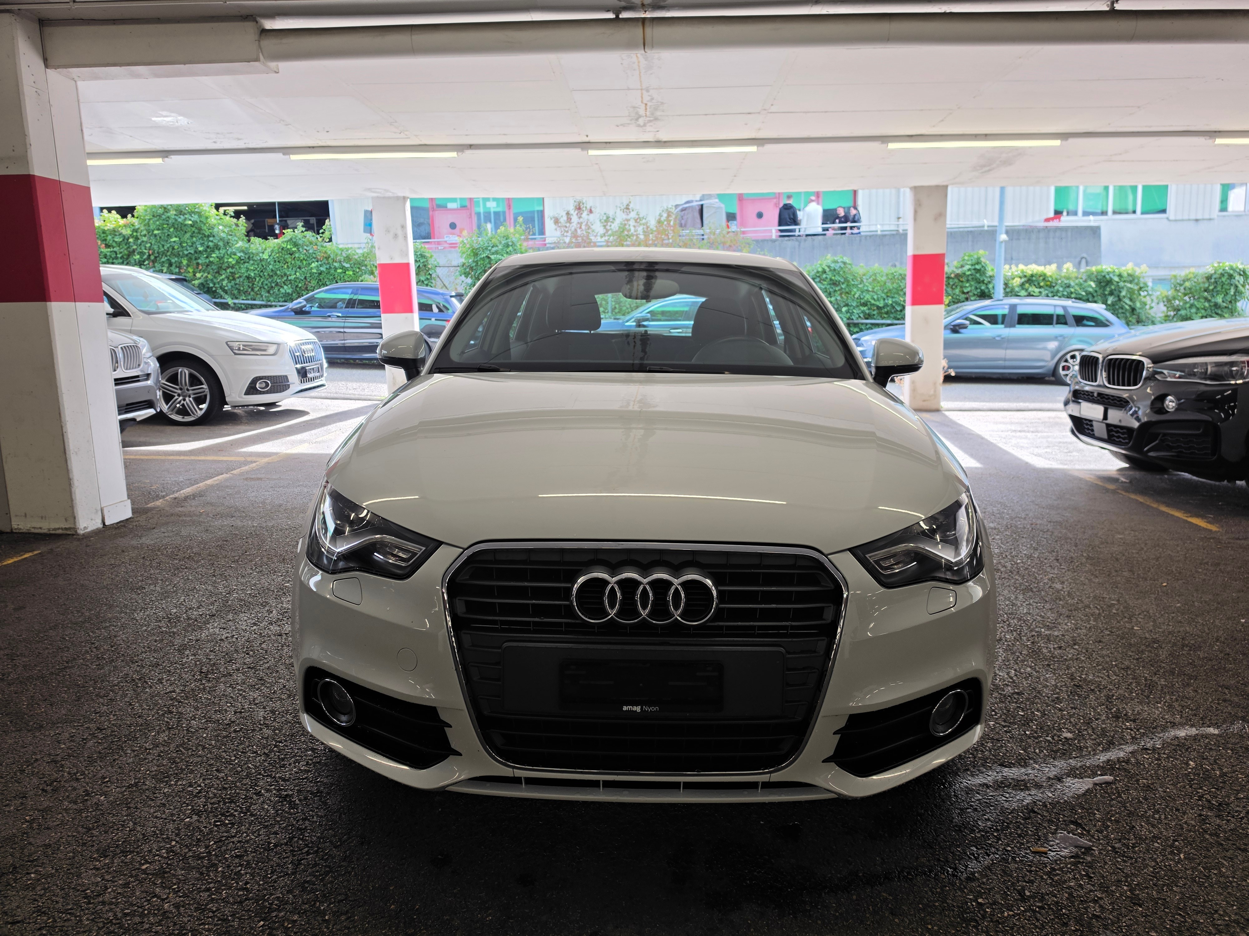 Car photo