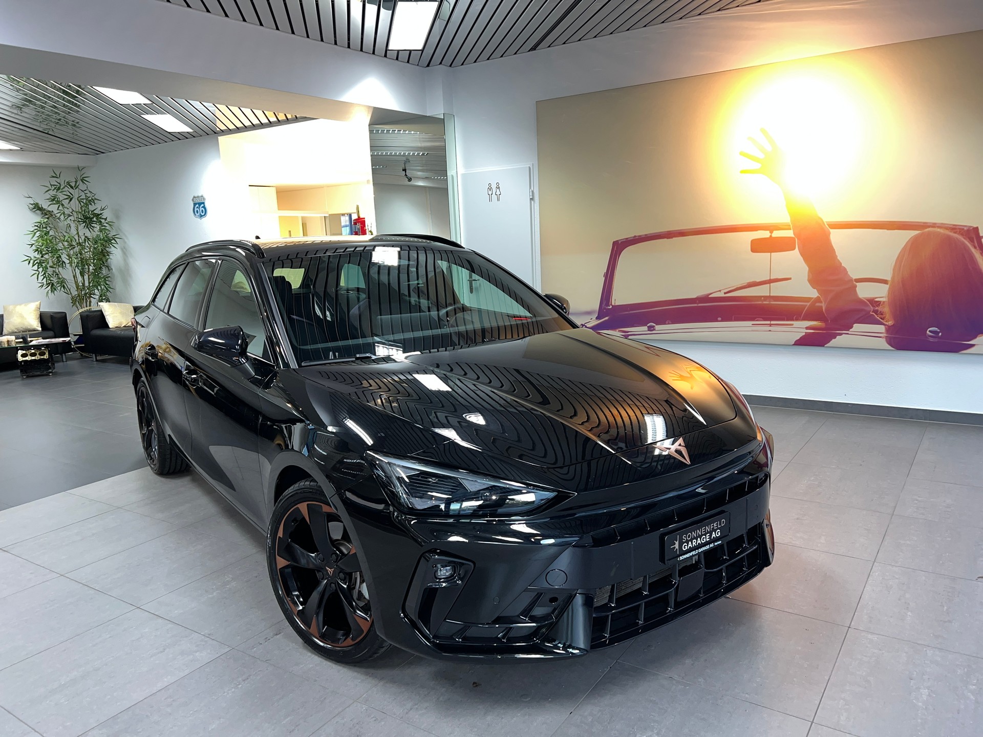 CUPRA LEON ST 2.0 TSI DSG 4Drive / 5 Jahre Garantie-image-0