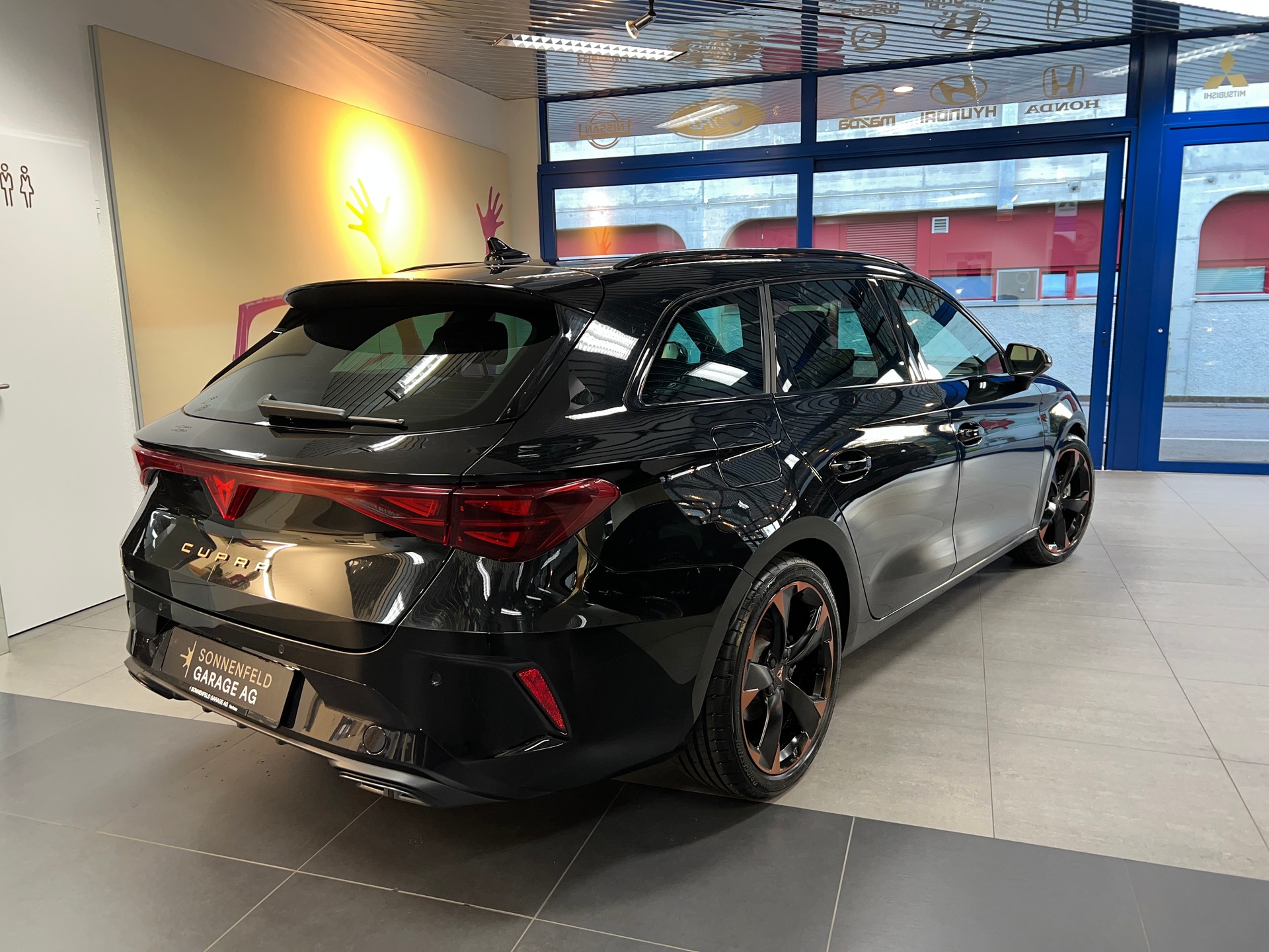CUPRA LEON ST 2.0 TSI DSG 4Drive / 5 Jahre Garantie-image-4