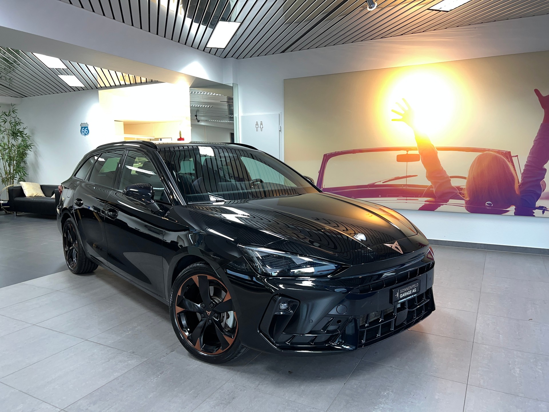 CUPRA LEON ST 2.0 TSI DSG 4Drive / 5 Jahre Garantie-image-1
