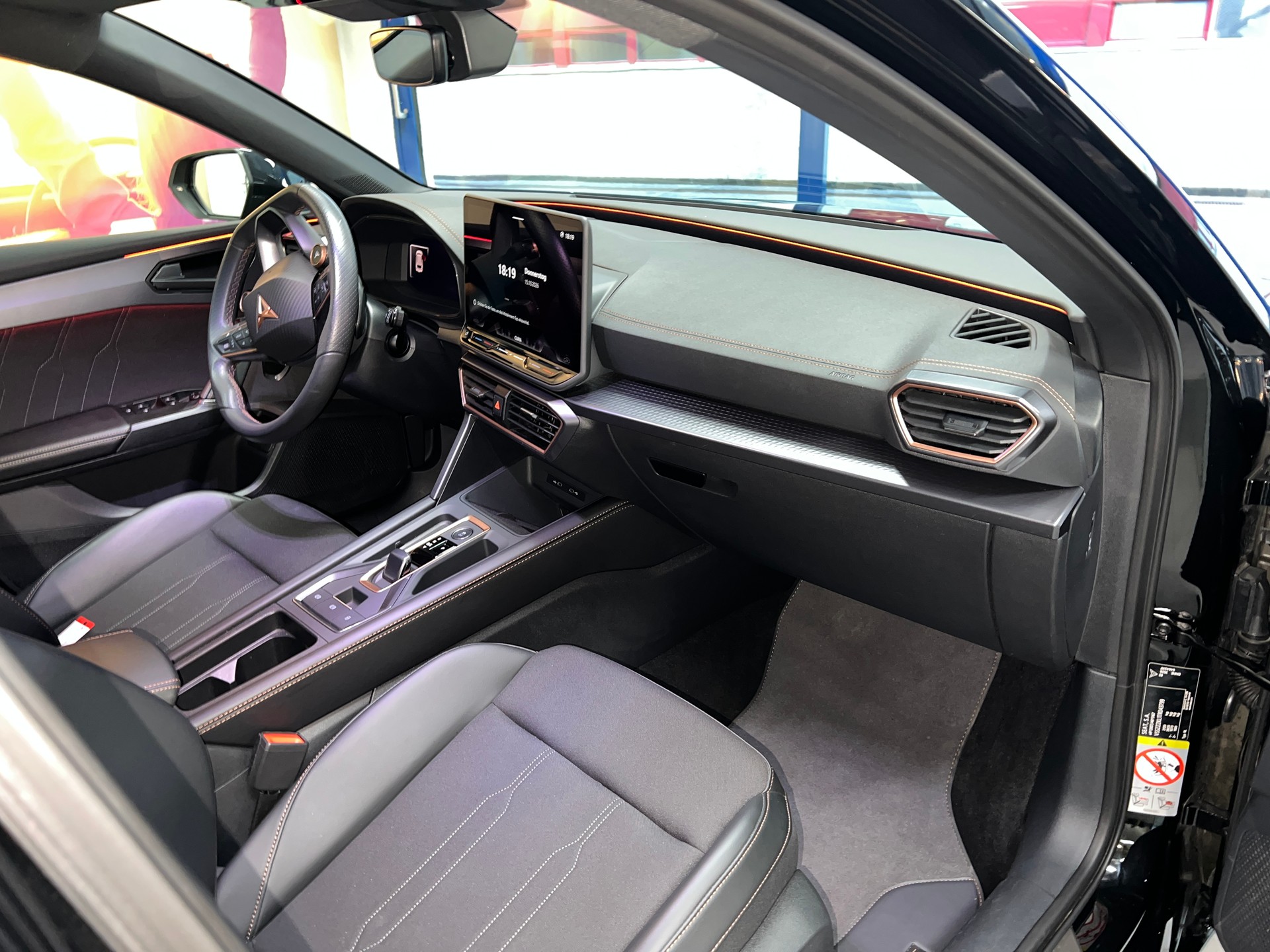 CUPRA LEON ST 2.0 TSI DSG 4Drive / 5 Jahre Garantie-image-7