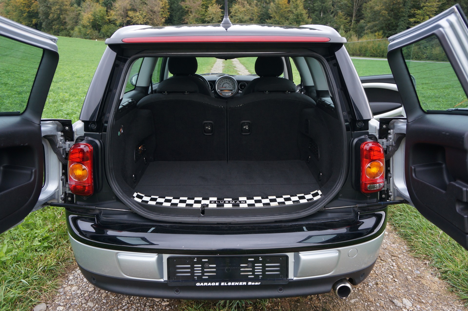 MINI 1.6i Cooper-image-4