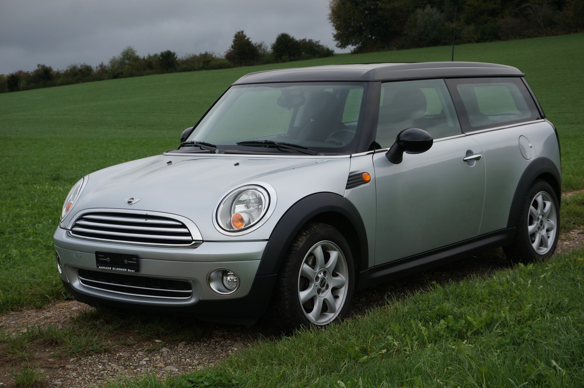 MINI 1.6i Cooper-image-2