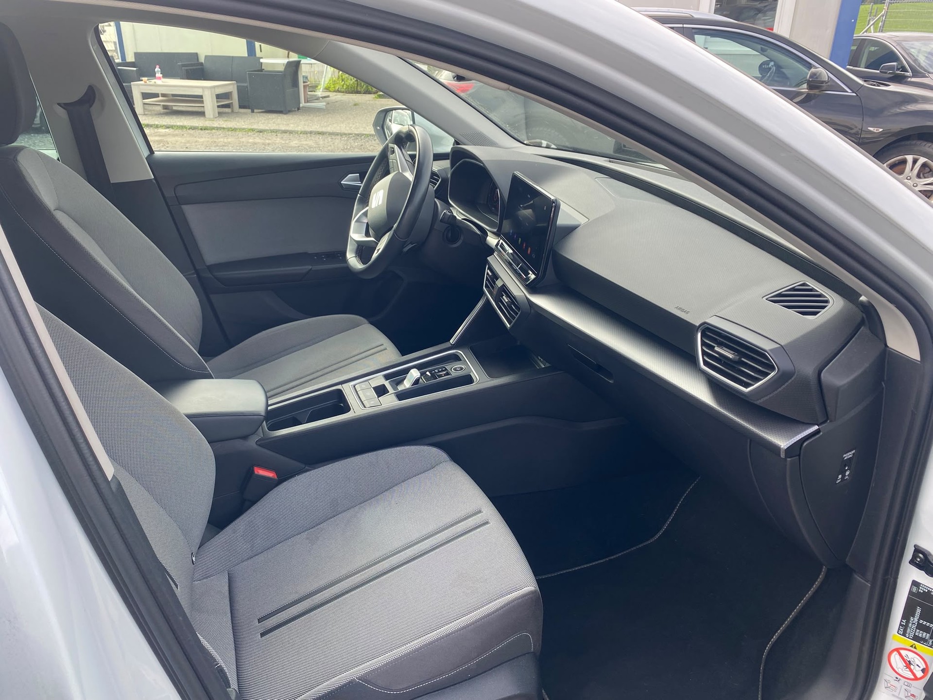 SEAT Leon ST 2.0 TDI EVO DSG Style-image-12
