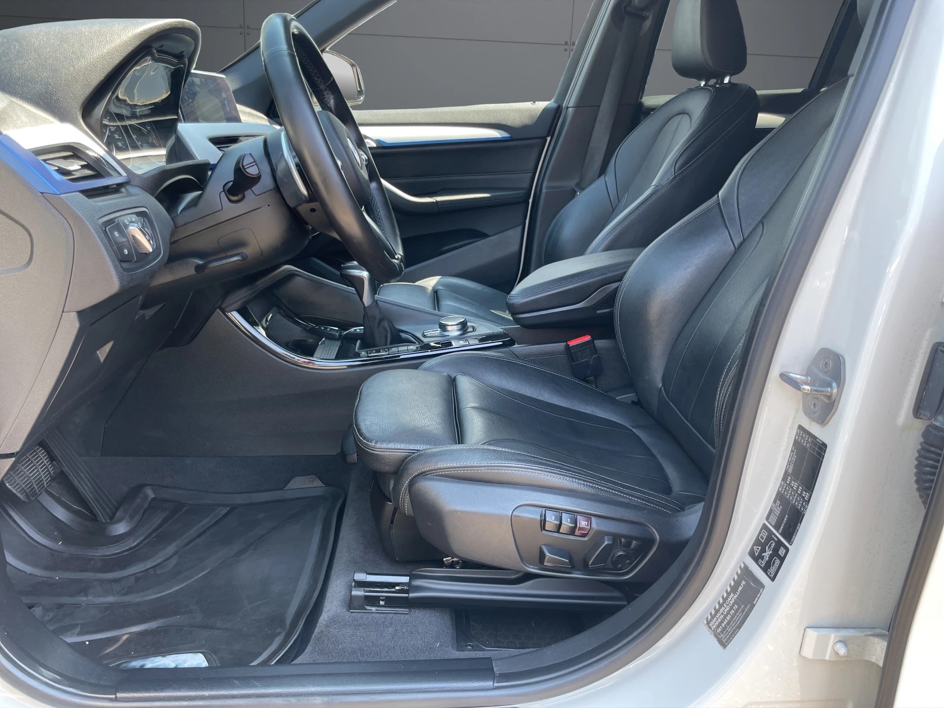 BMW X1 xDrive 25d M Sport Steptronic-image-4