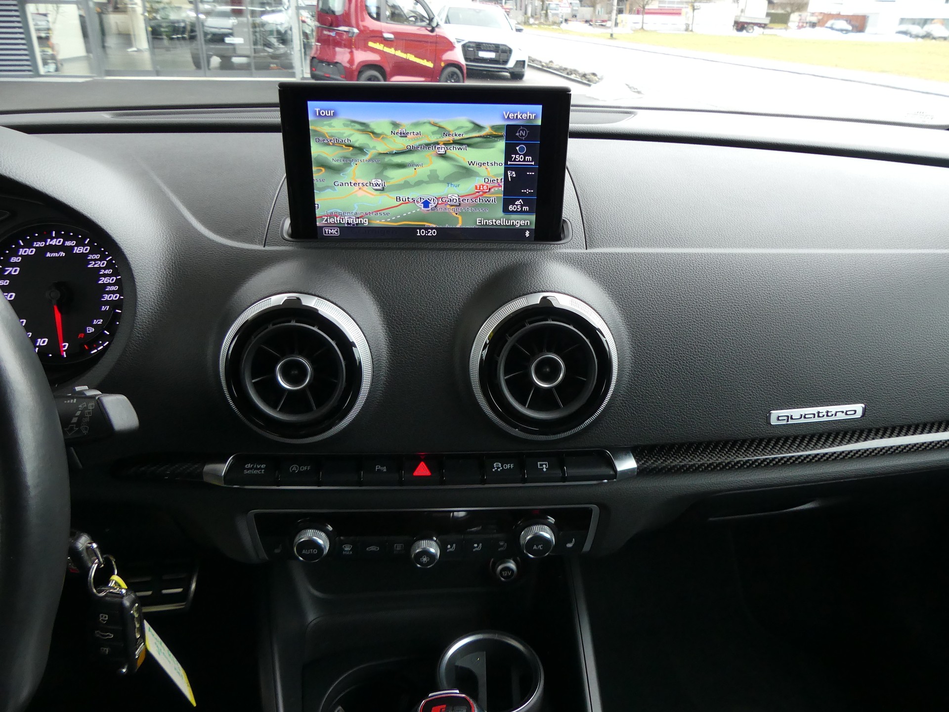 AUDI RS3 2.5 TSI quattro S-tronic-image-15
