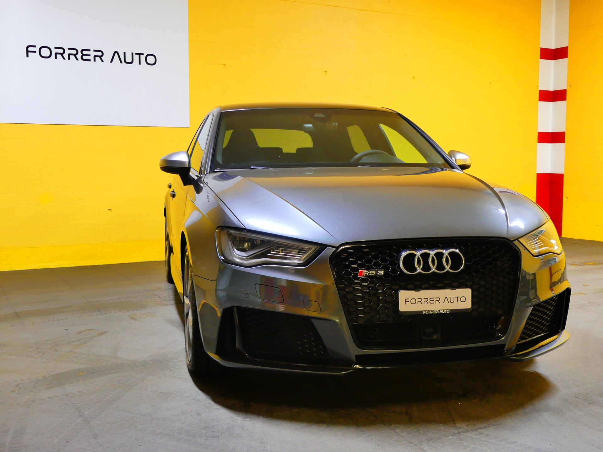 AUDI RS3 2.5 TSI quattro S-tronic-image-1