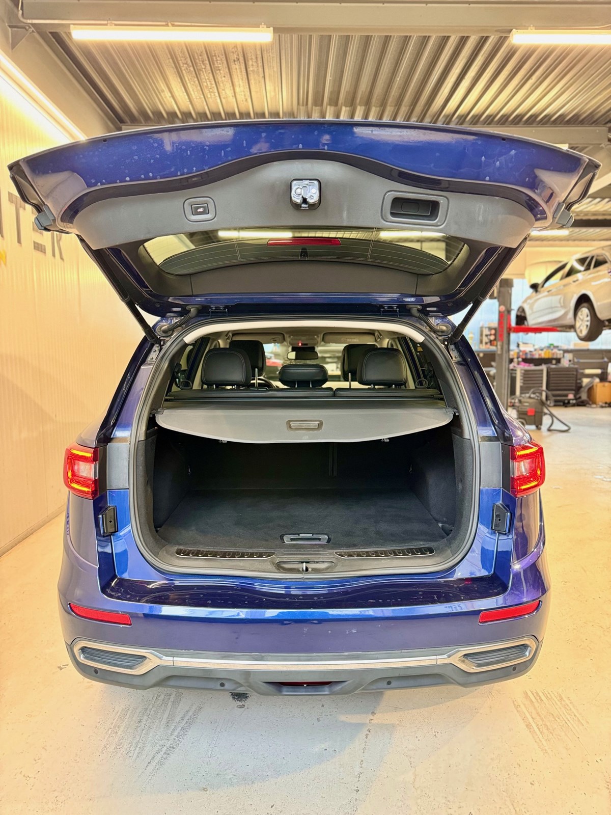 RENAULT Koleos 2.0 dCi Intens 4x4 Xtronic CVT-image-4