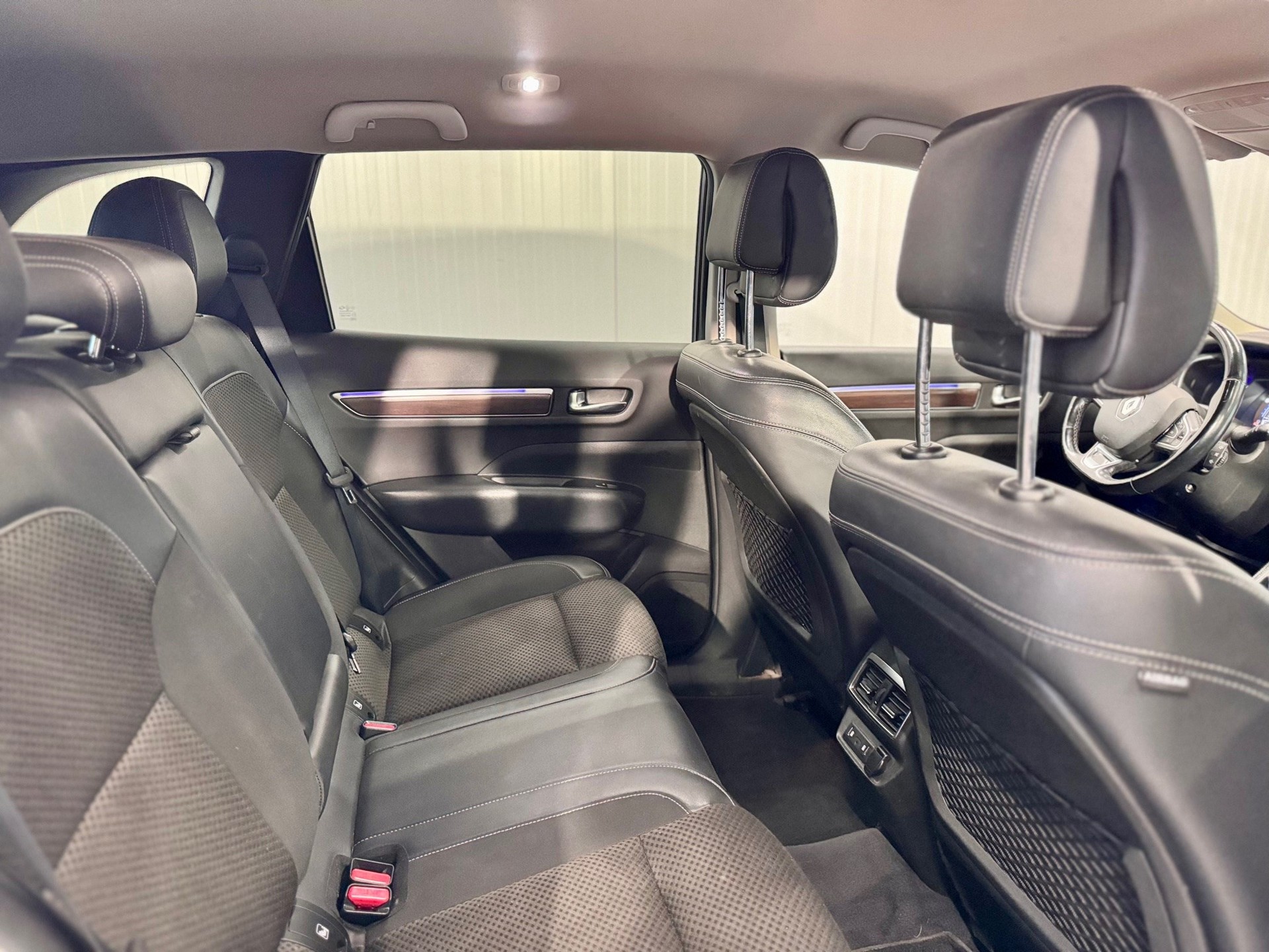 RENAULT Koleos 2.0 dCi Intens 4x4 Xtronic CVT-image-8
