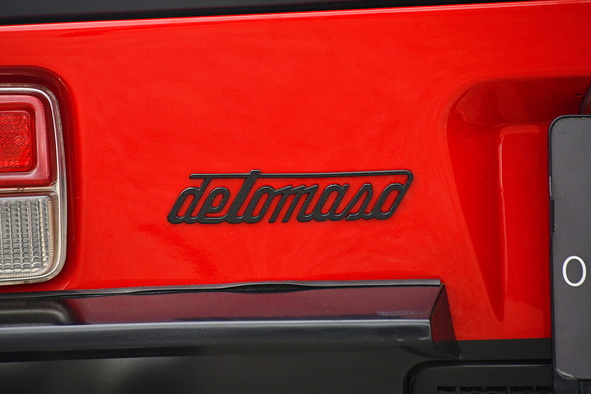 DE TOMASO Pantera Pre-L-image-11