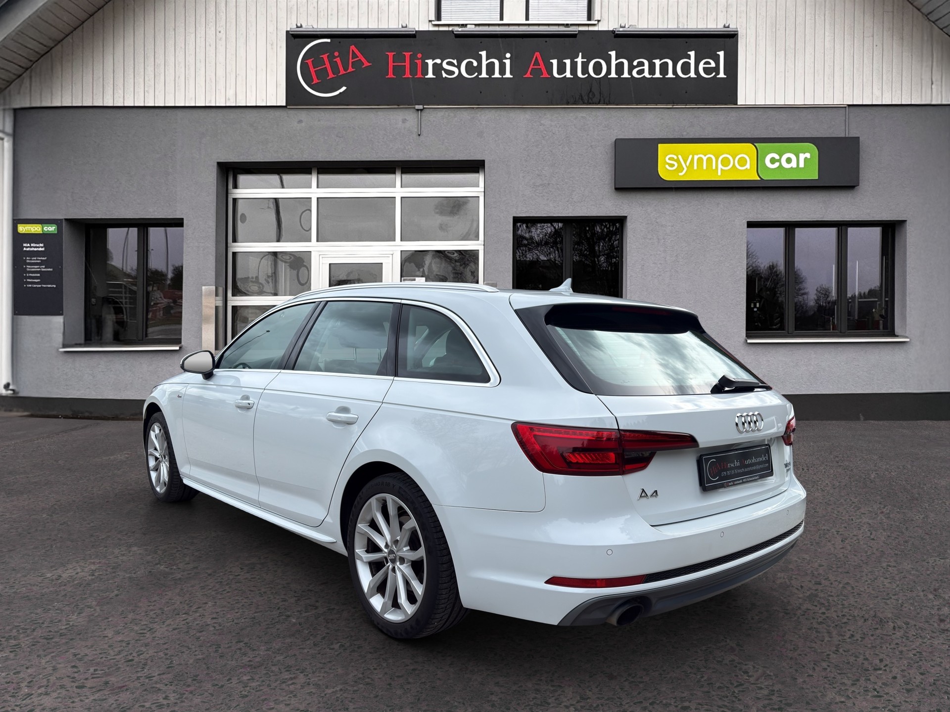 AUDI A4 Avant 2.0 TFSI Sport S-tronic S-Line-image-6