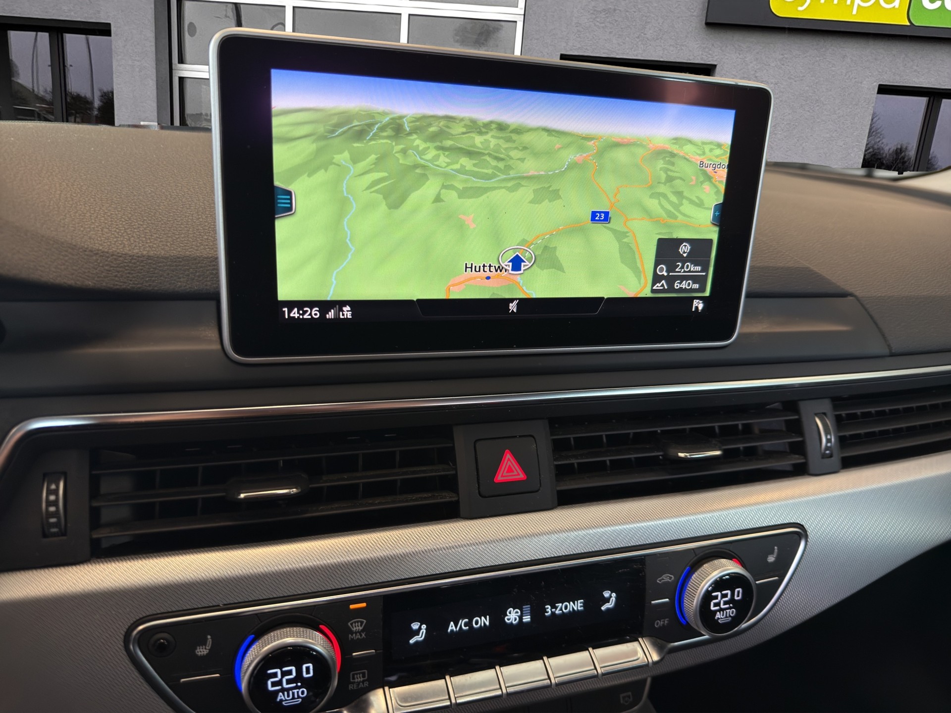 AUDI A4 Avant 2.0 TFSI Sport S-tronic S-Line-image-16