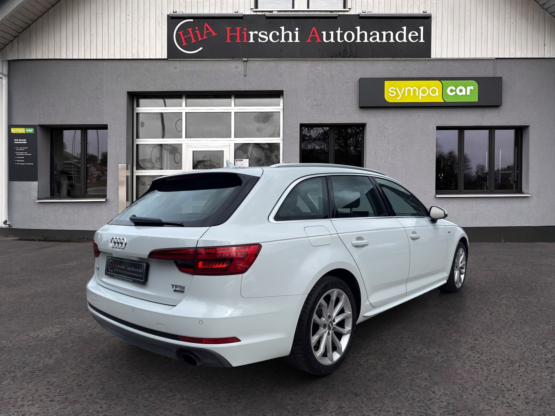 AUDI A4 Avant 2.0 TFSI Sport S-tronic S-Line-image-7